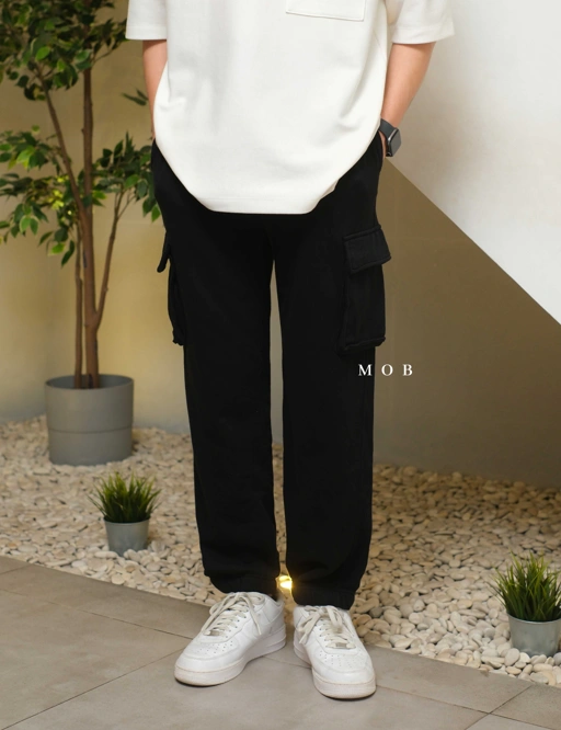 Image of ARJP06002B Essentials Washed Cargo Jogger Black