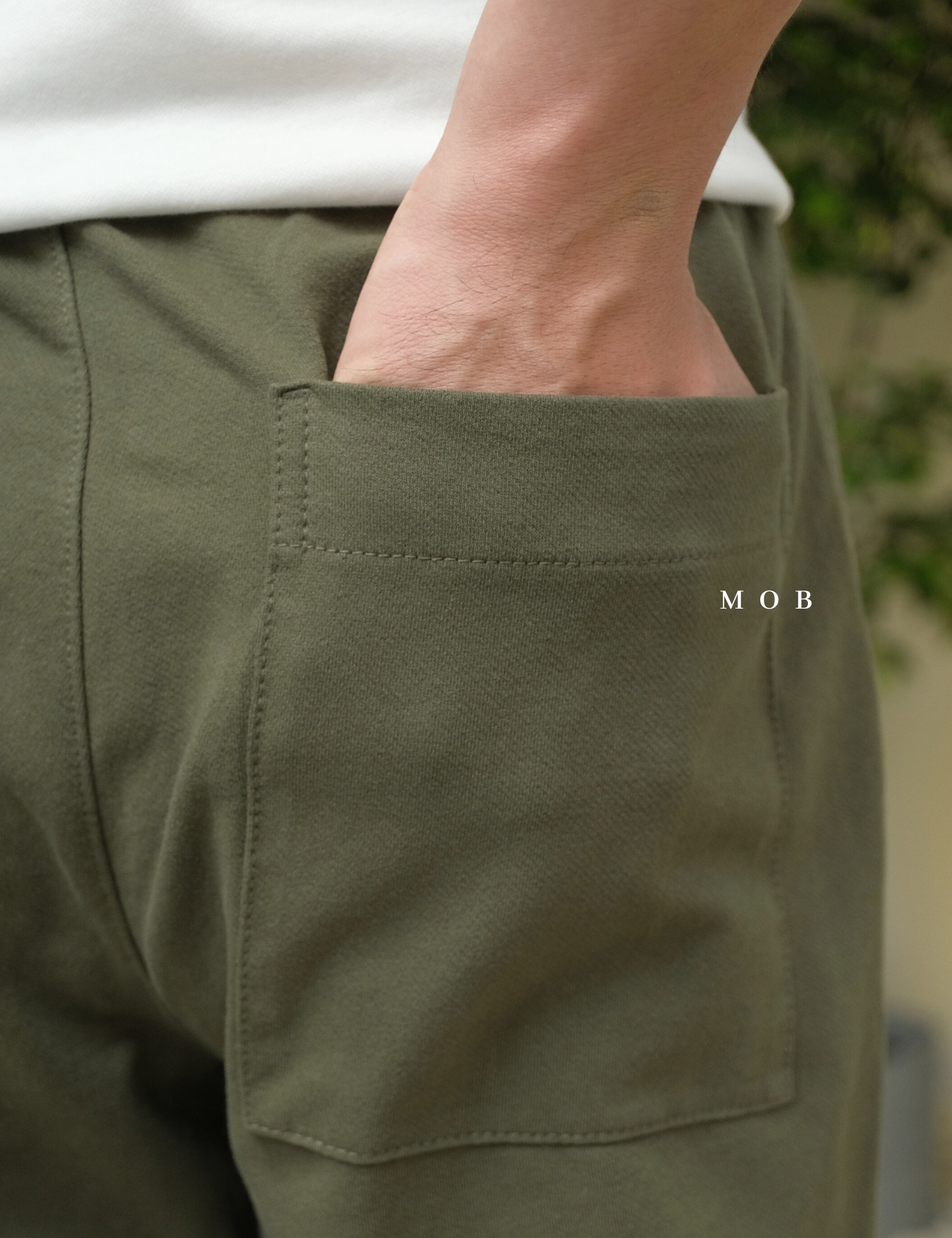 UNQPT1202 Ankle Pants Olive