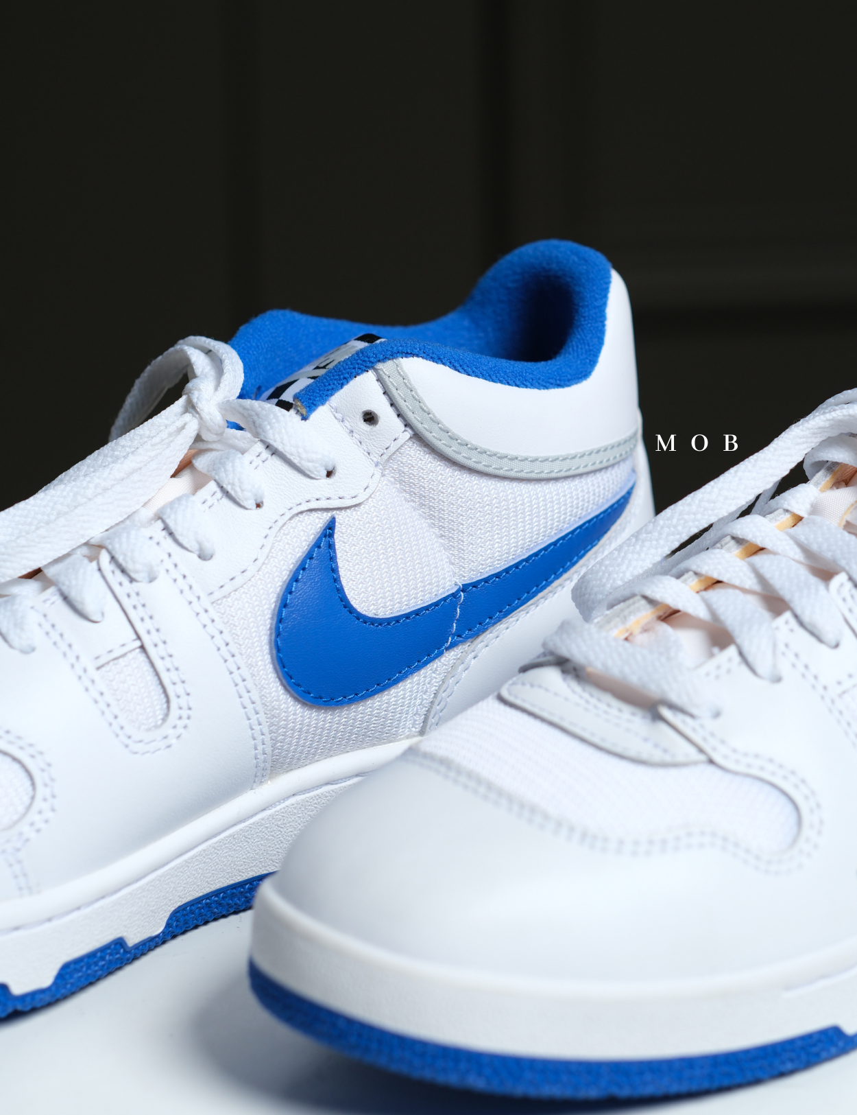 NKSSH03001A Mac Attack Shoes Game Royal White