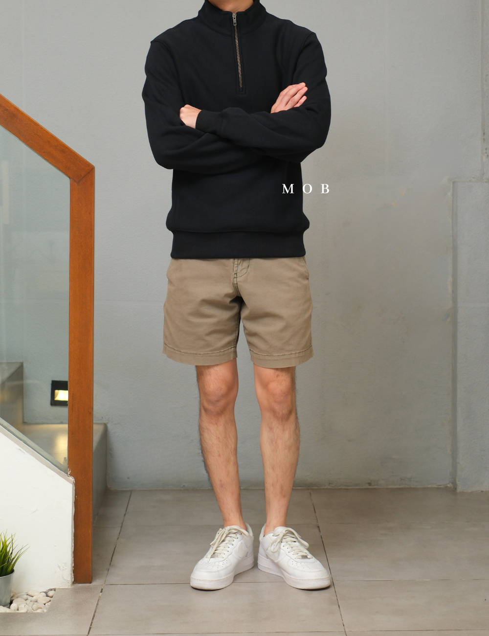 STSW05002B Basic Heavyweight 1/4 Zip Sweatshirt Black