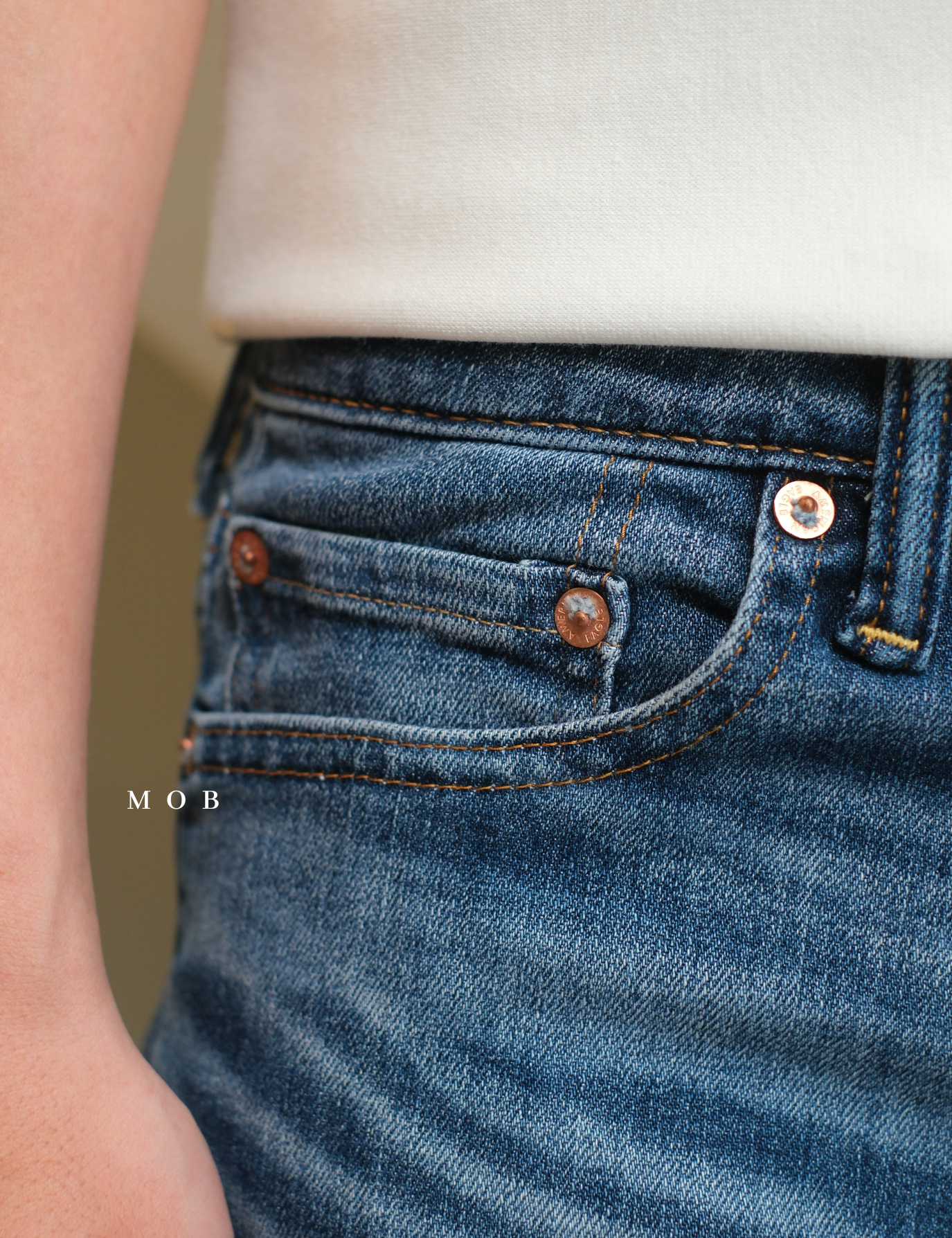 AEPT03001 AirFlex+ Original Straight Jeans Medium Blue