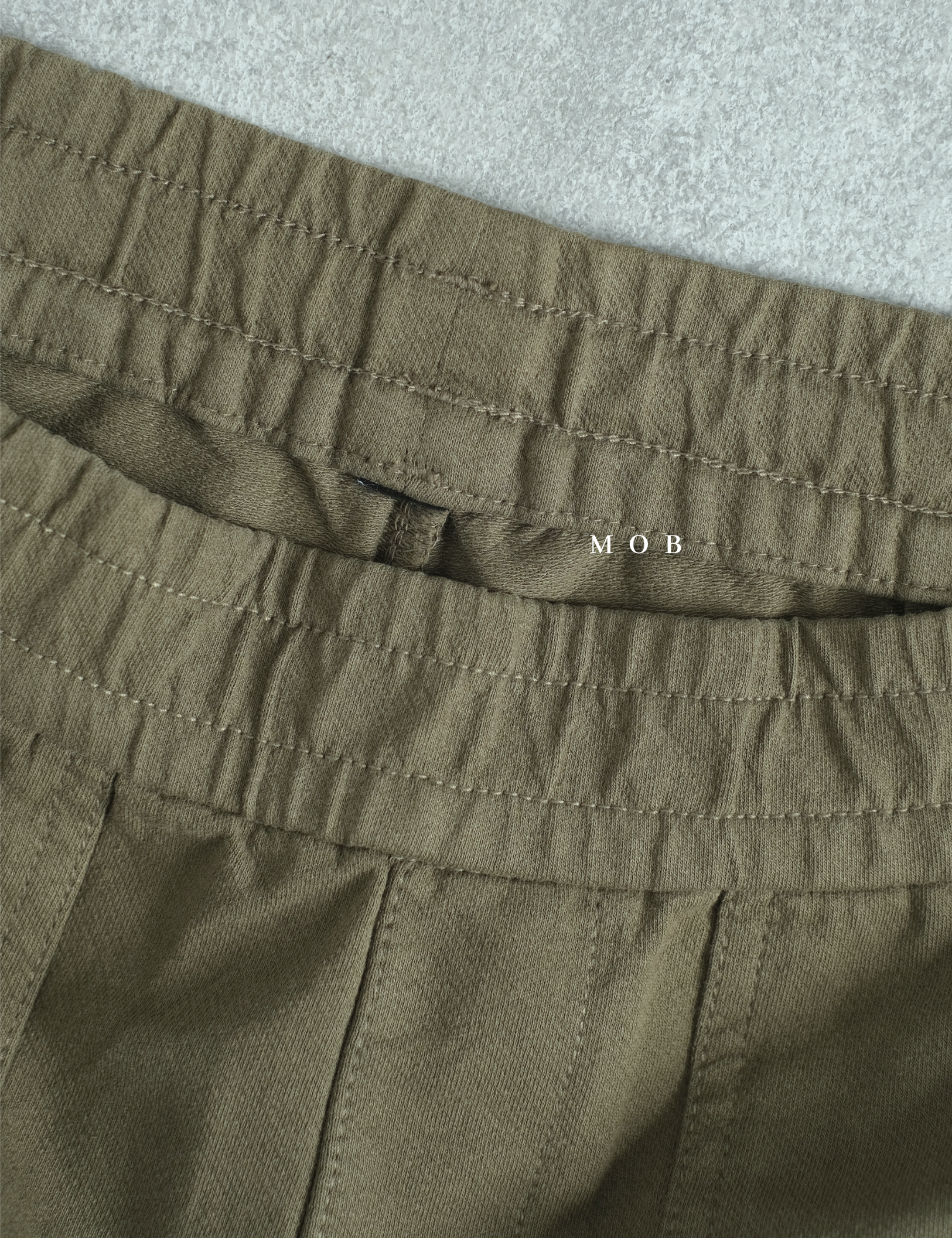 UNQPT1202 Ankle Pants Olive