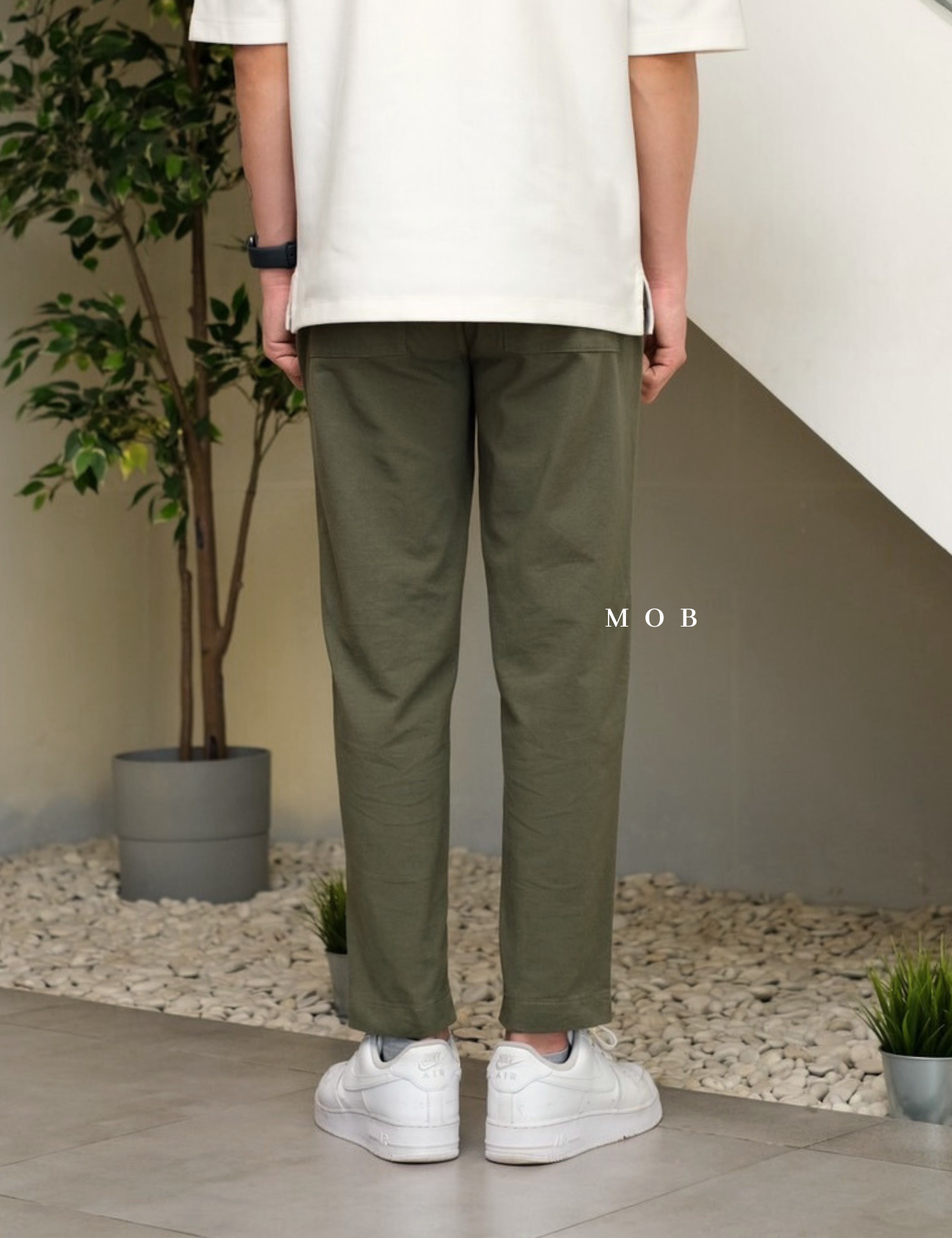 UNQPT1202 Ankle Pants Olive