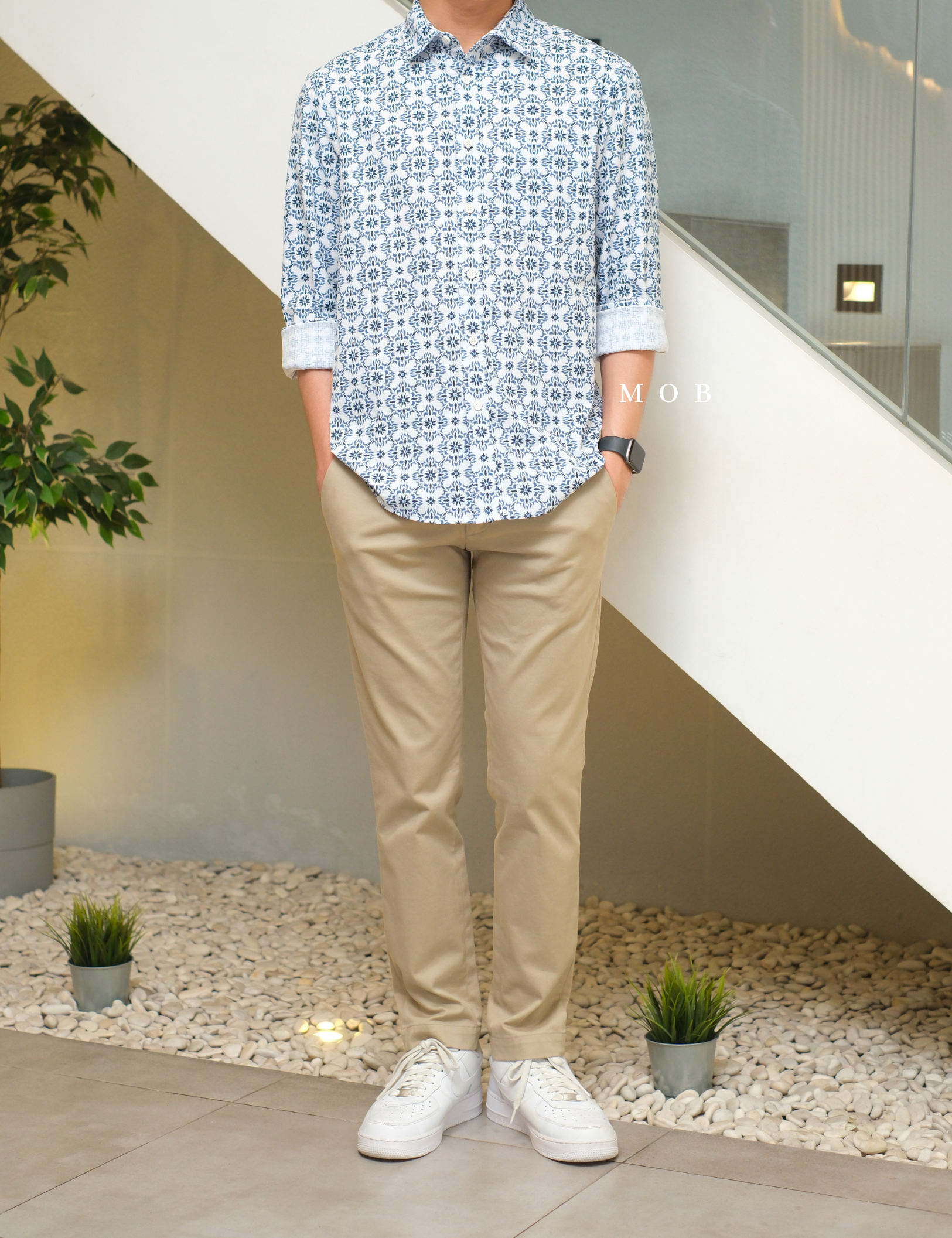 APTLSS01003 Slim Performance LS Shirt White Blue Graphic Floral