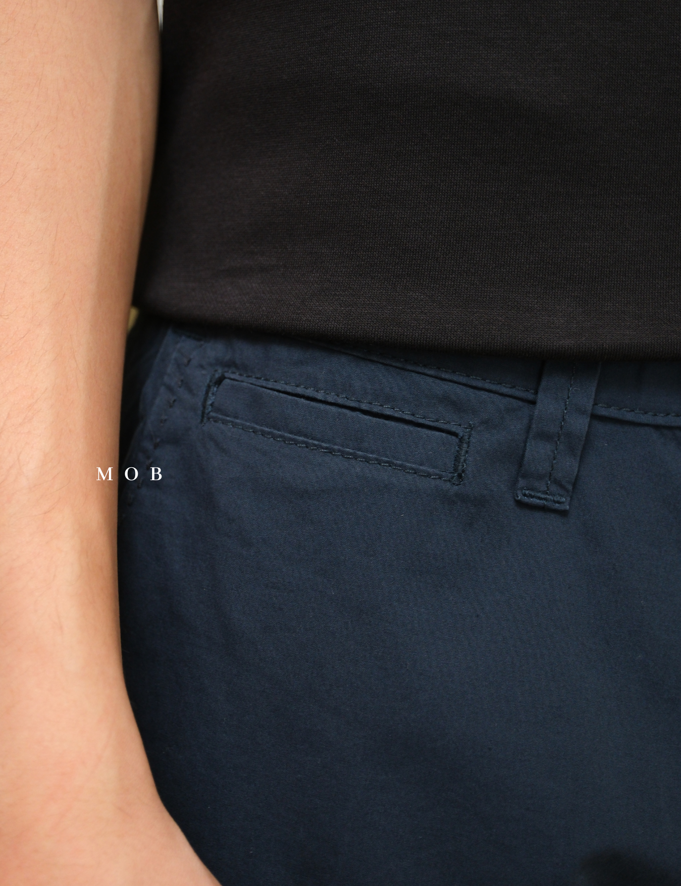 TTSR01003A JIM Bermuda Slim Shorts Navy