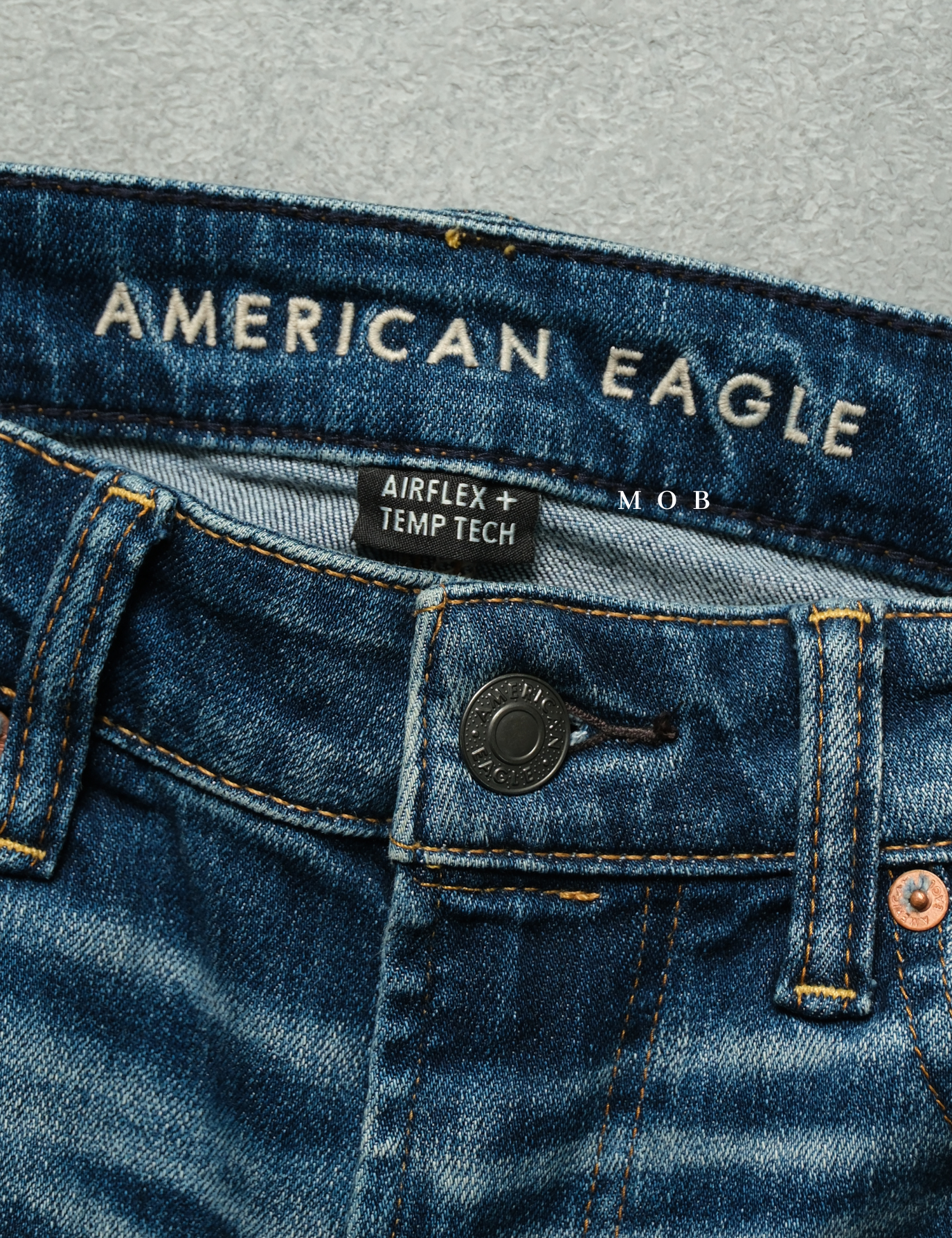 AEPT03001 AirFlex+ Original Straight Jeans Medium Blue