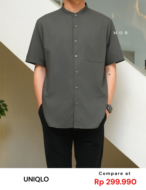 Image of UNQSSS06001C Cotton STAND COLLAR SS Shirt Dark Grey