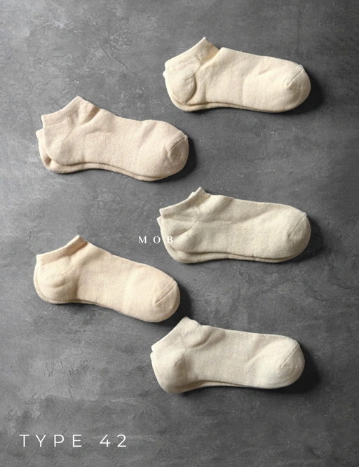 Image of [BEIGE EDITION] UNQSO02042 Short Socks Type 42 (5 PASANG)