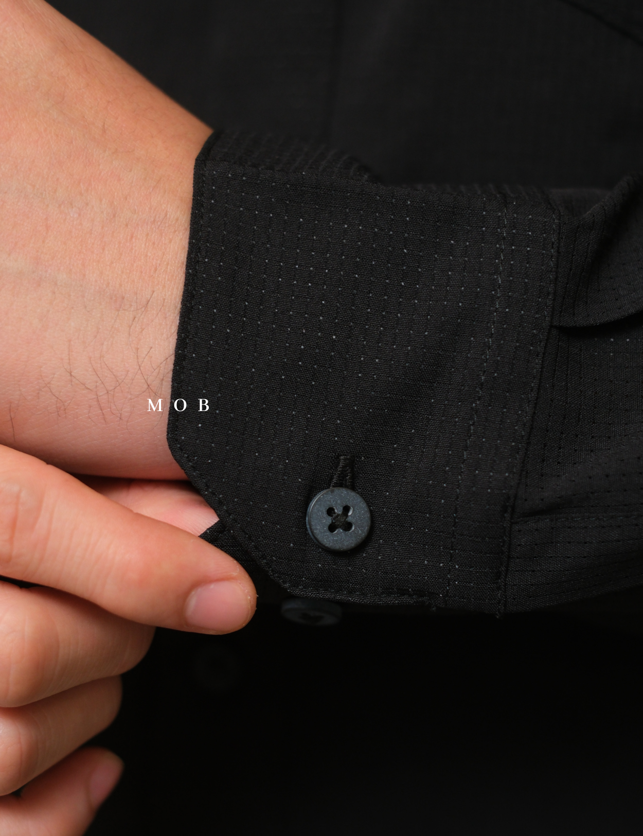 APTLSS01001A Slim Performance LS Shirt Black
