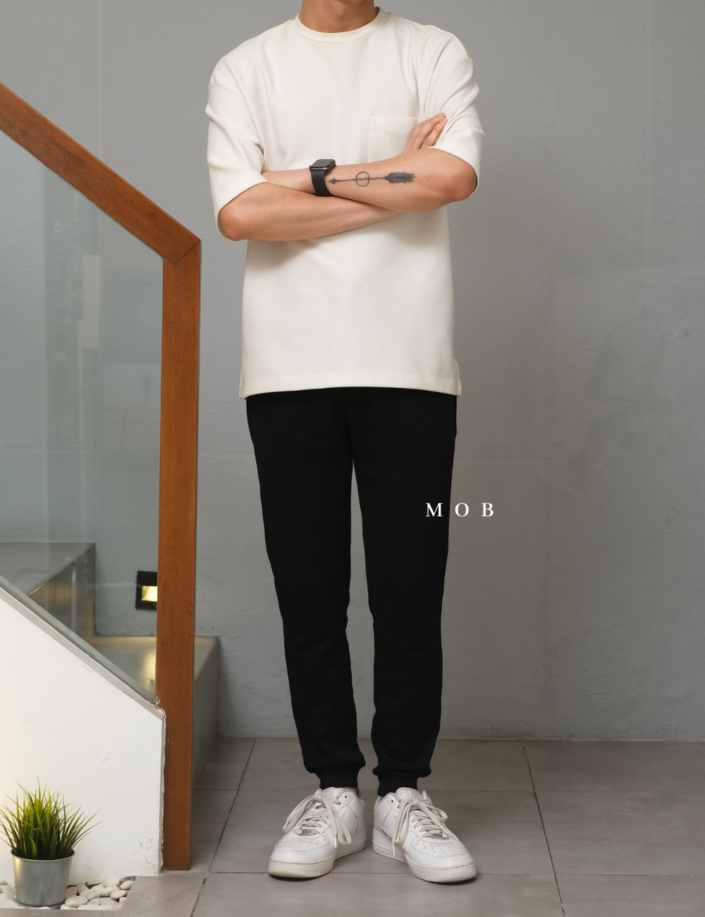 GUJP02001A Jogger Pants Black 