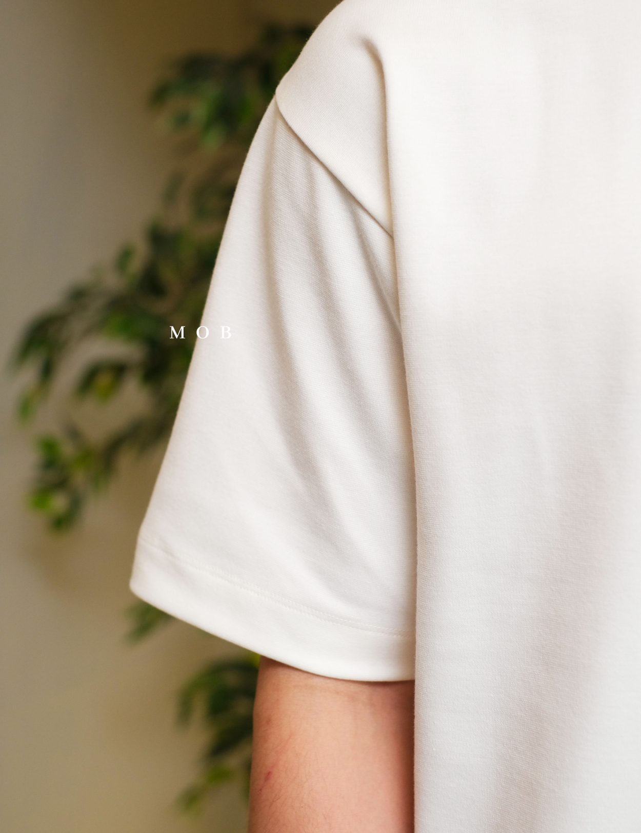 ARK01SST064 Structure Boxy Tee Off White
