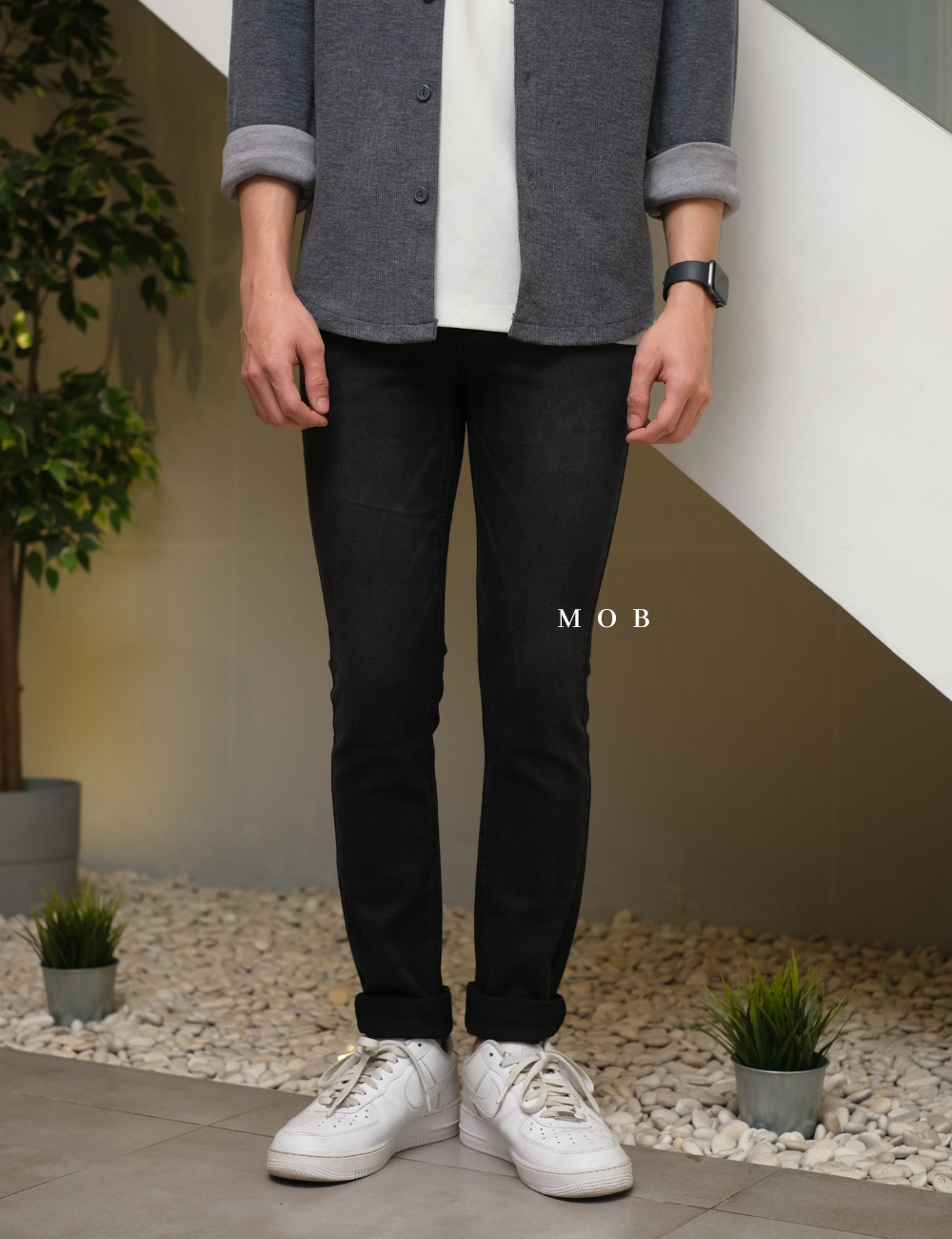 BBGPT01002 Skinny Jeans Black Washed (26 & 28 ONLY)