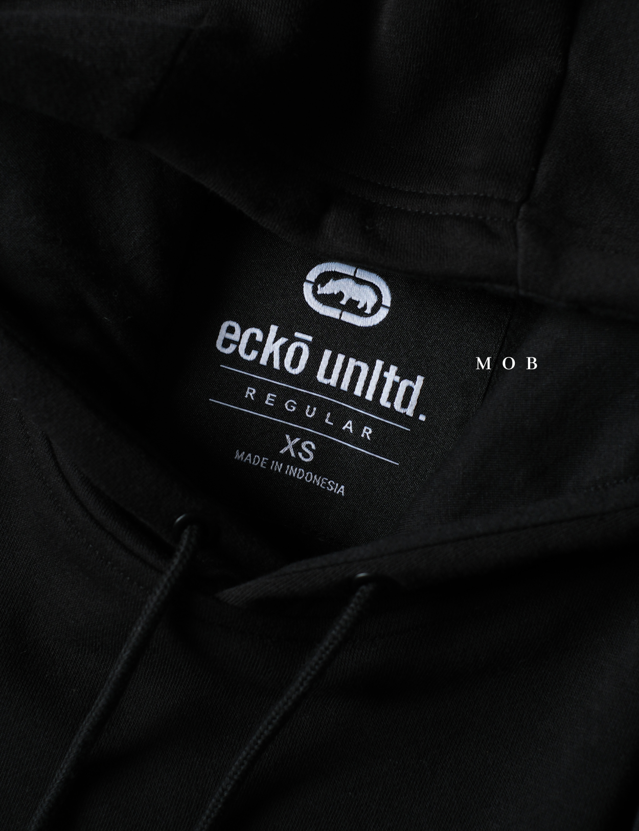 EKOHOD01001 Logo Panel Pullover Hoodie Black