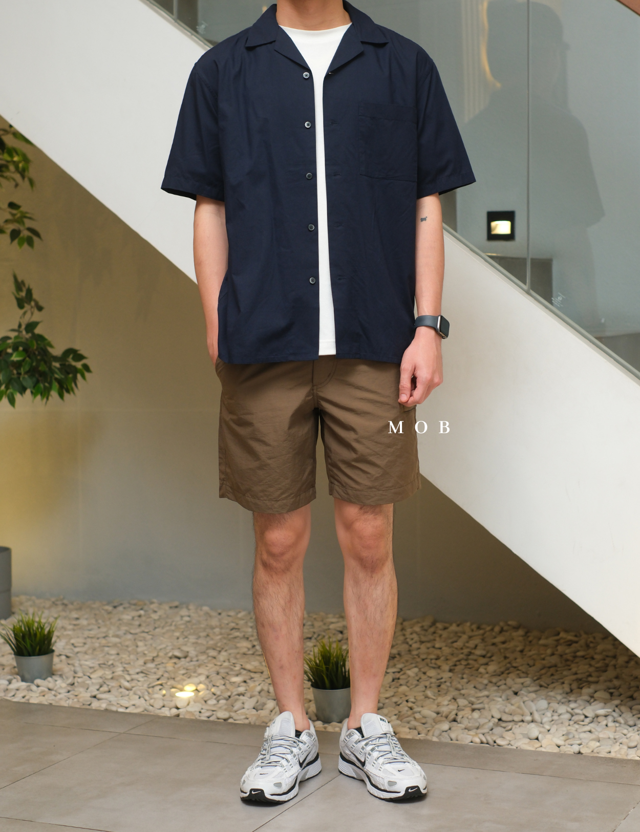 UNQSR02001 Active Nylon Shorts Dark Brown