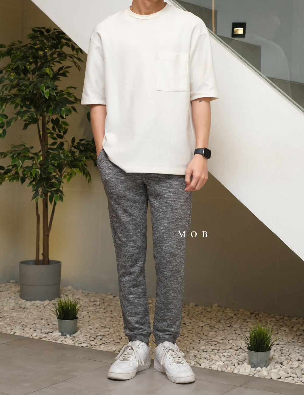GUJP02001B Jogger Pants Dark Grey Misty