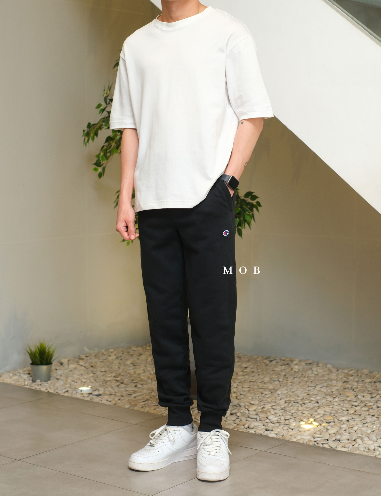 CHMPJP1202B Heavyweight Fleece Jogger Black