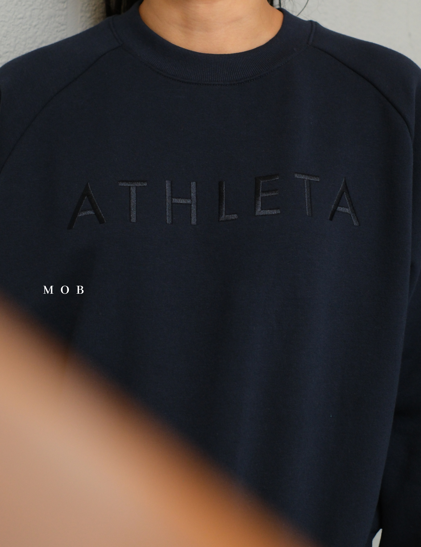 ATHSW01004 Embroidered Crew Sweatshirt Navy