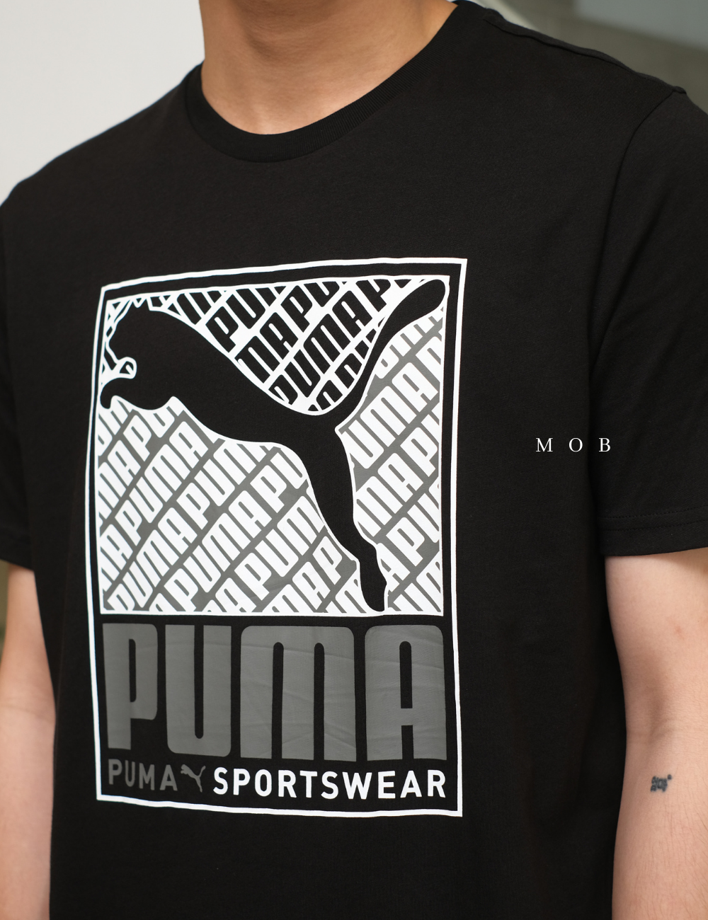 PMSST09012A Jumping Cat Box Script Logo SS Tee Black