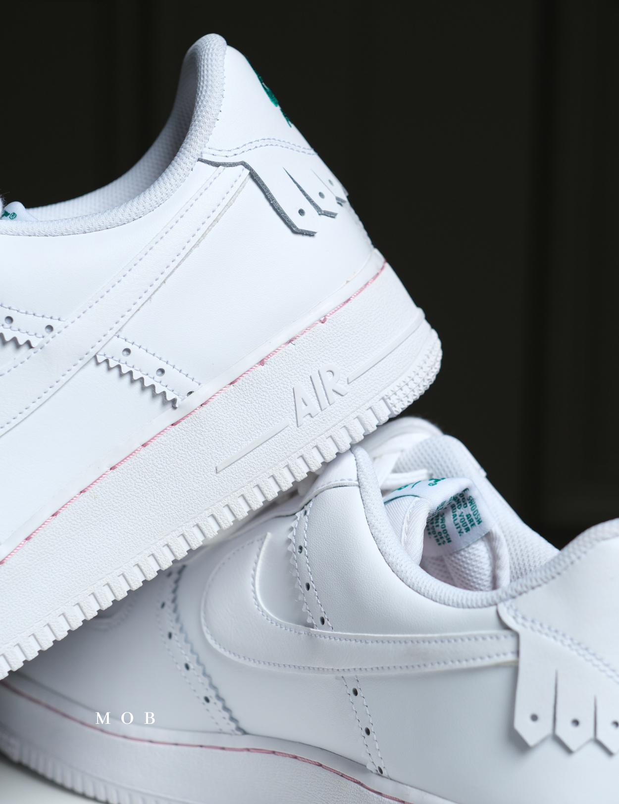 NKSSH03028 Air Force 1'07 LV8 Shoes White Soft Pink (46 ONLY)
