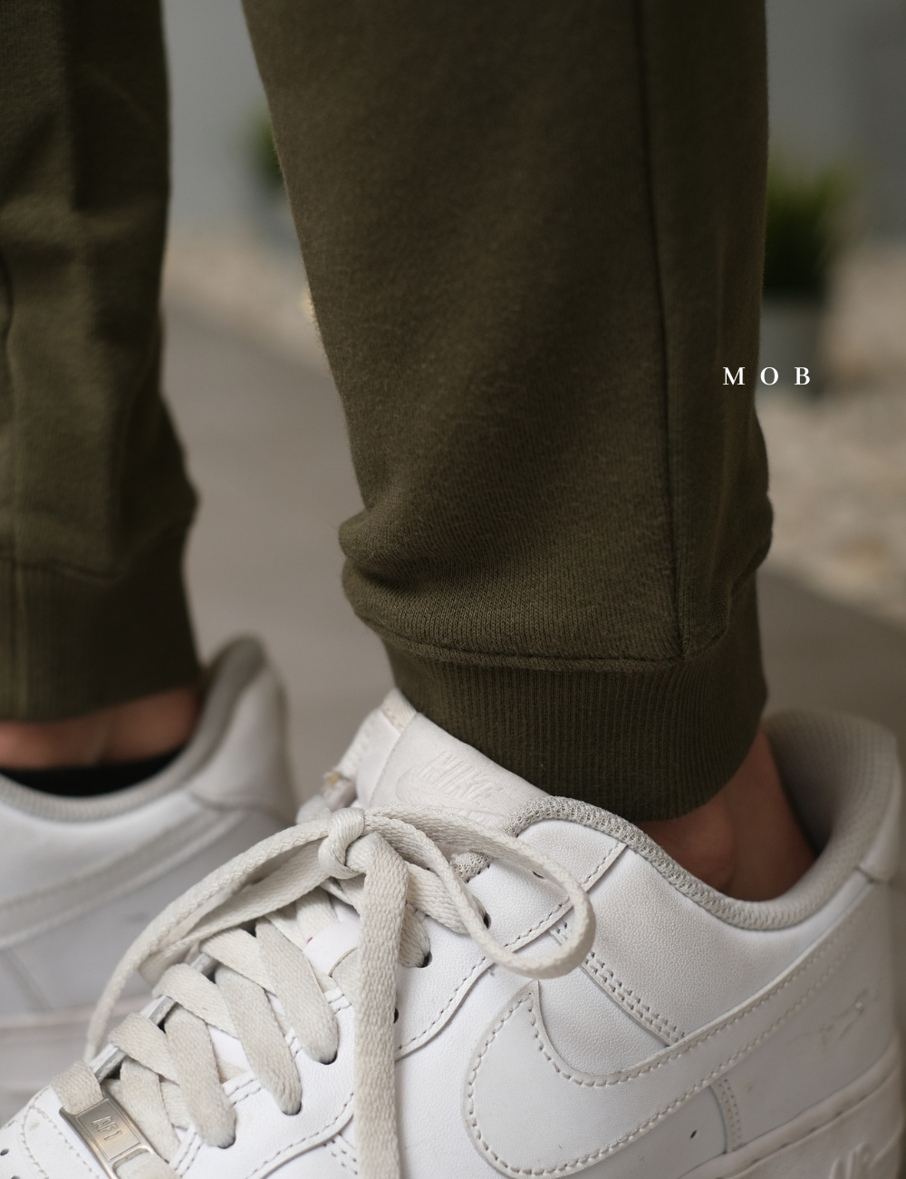 GUJP02001C Jogger Pants Olive