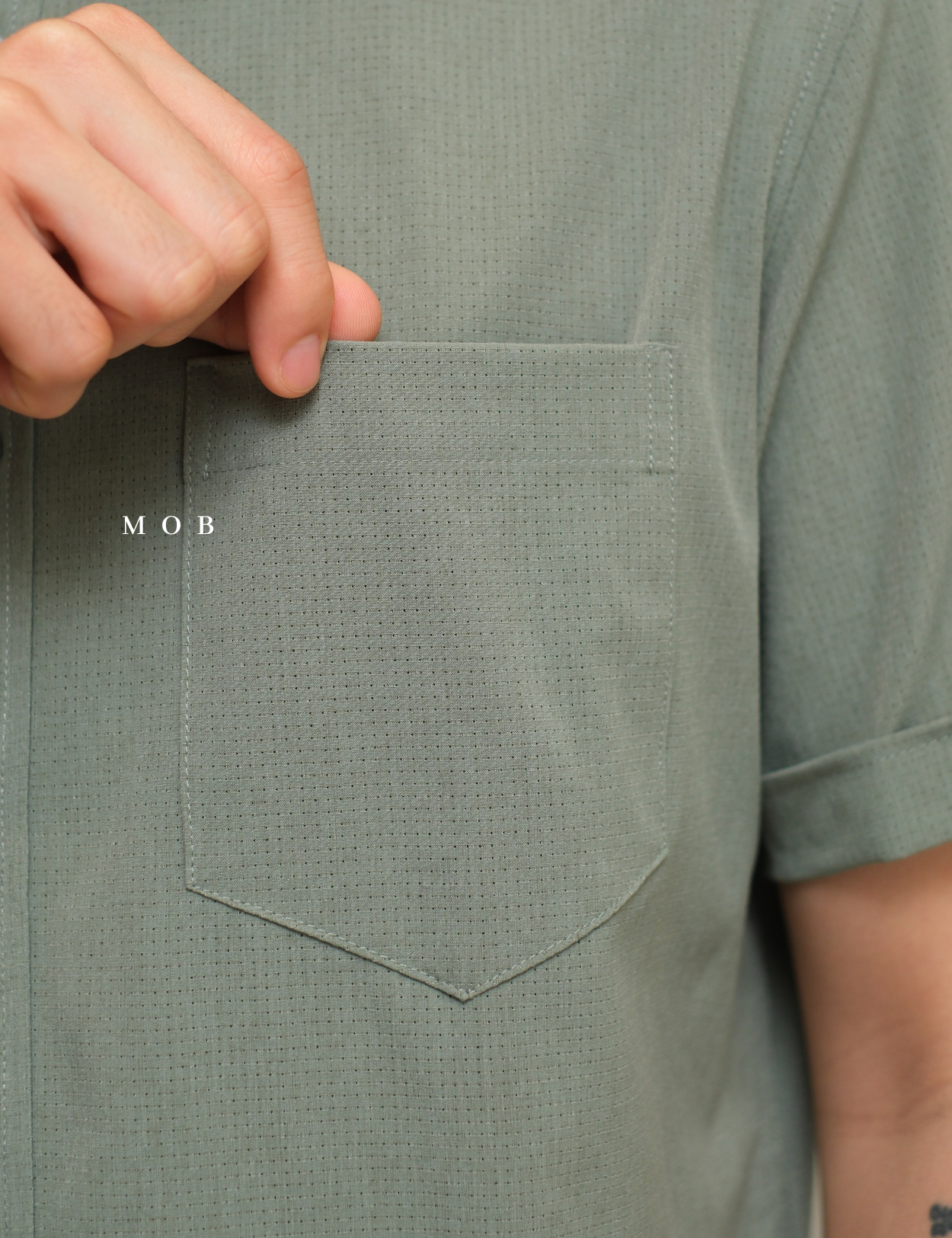 APTSSS03001 Slim Performance SS Shirt Sage