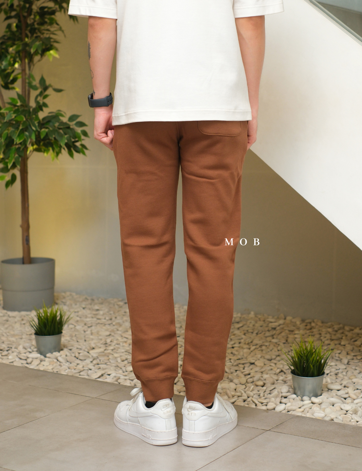 CHMPJP1601C Fleece Jogger Pants Dark Brown