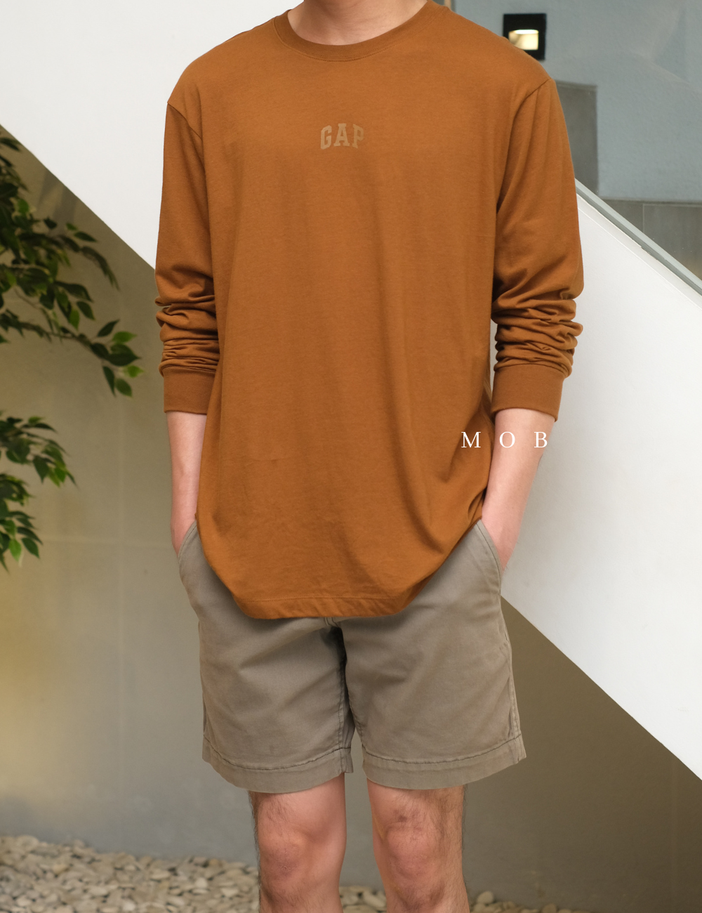 GPLST08006A Middle Logo LS Tee Brown