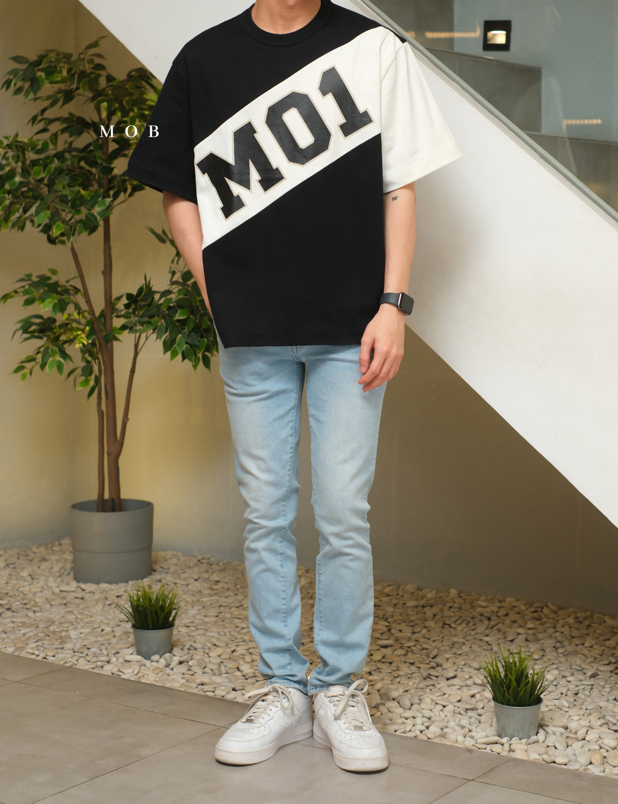 MODSST01010 Relaxed Colorblock MO1 SS Tee Black