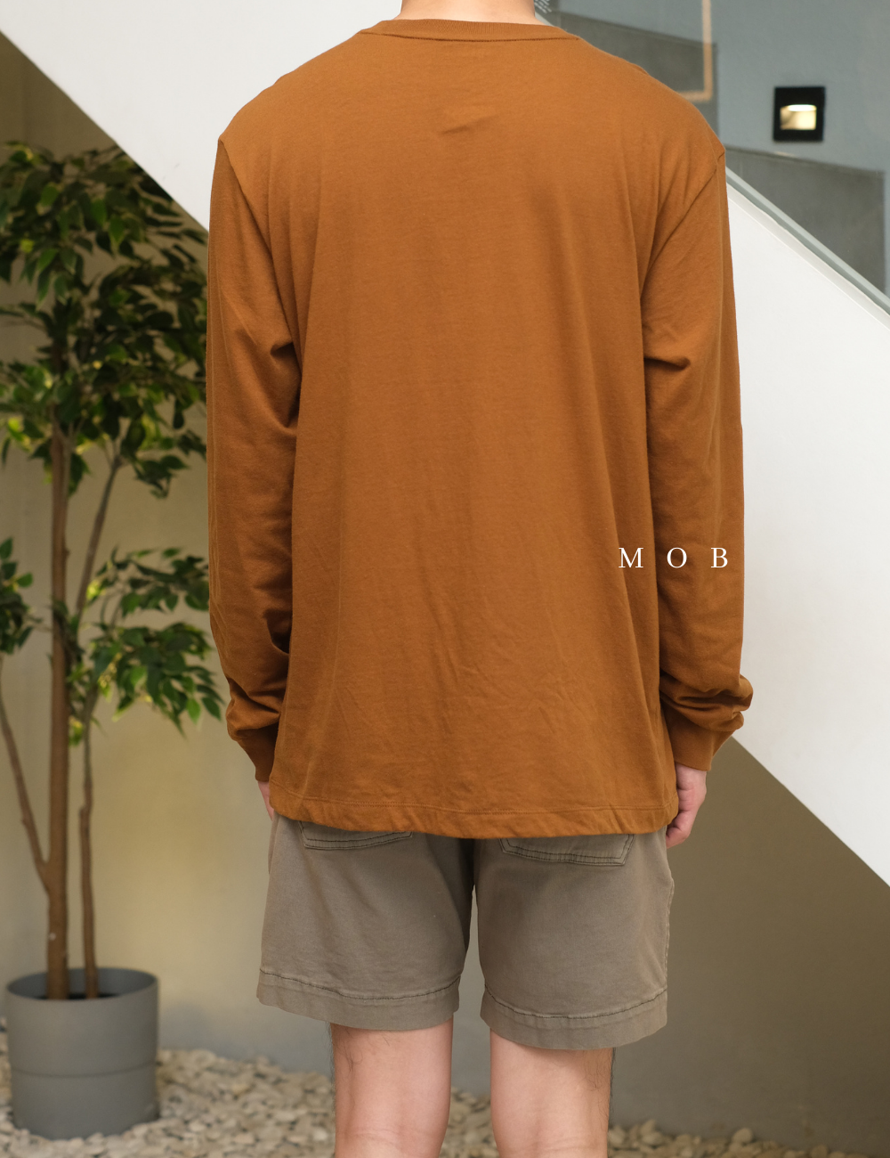 GPLST08006A Middle Logo LS Tee Brown