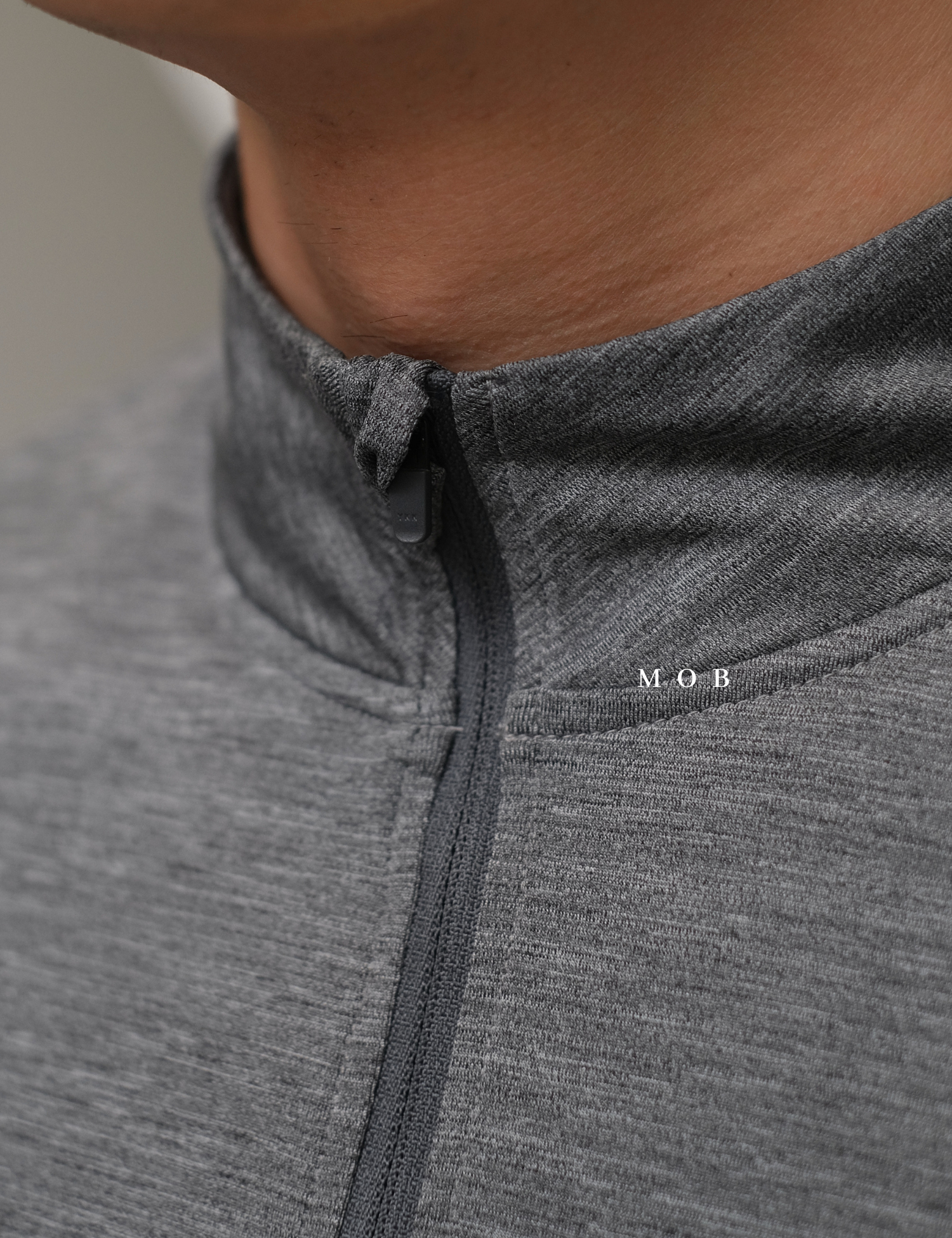OAKJ04002 Oakley Gravity Range 1/4 Zipper Grey