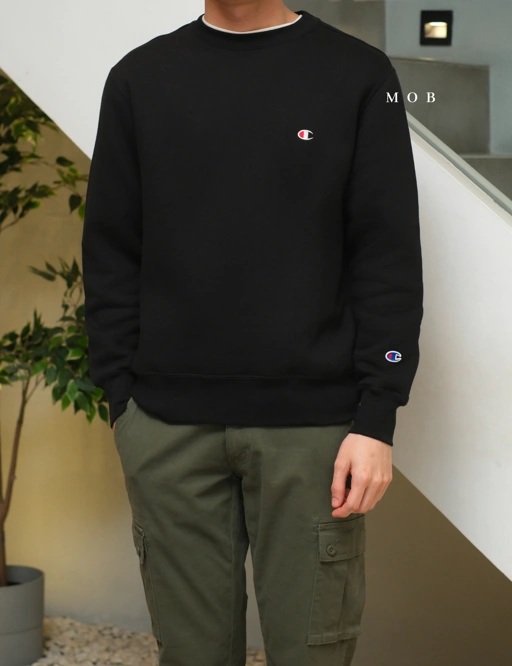 Image of CHMPSW1201A C Small Logo Sweatshirt Black
