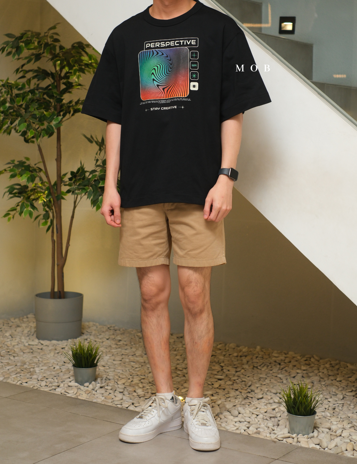 MODSST01011 Relaxed Perspective Graphic SS Tee Black