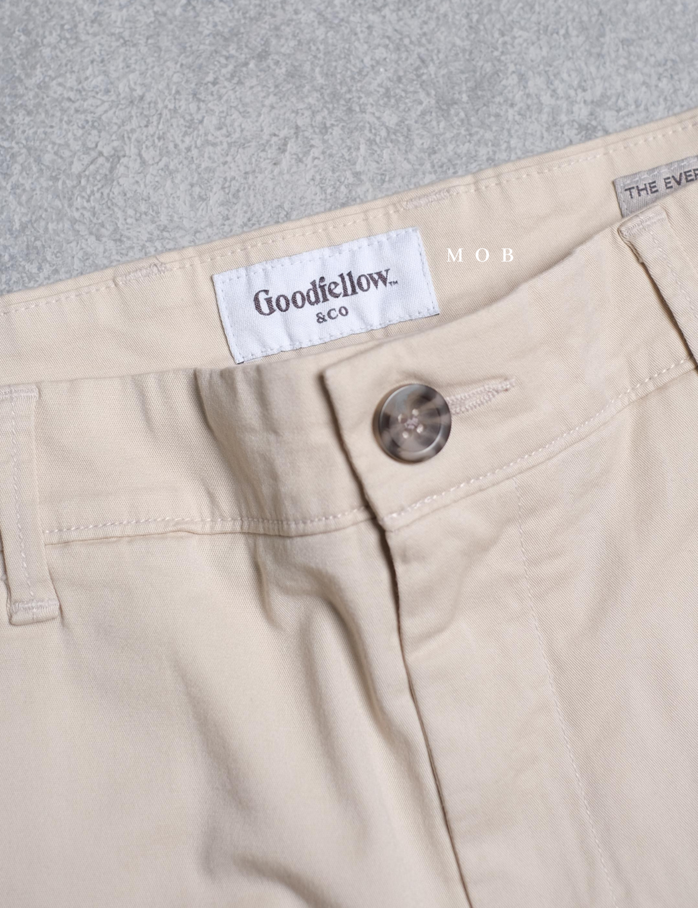 GFSR01001B Flat Front Shorts Beige (Inseam 9)