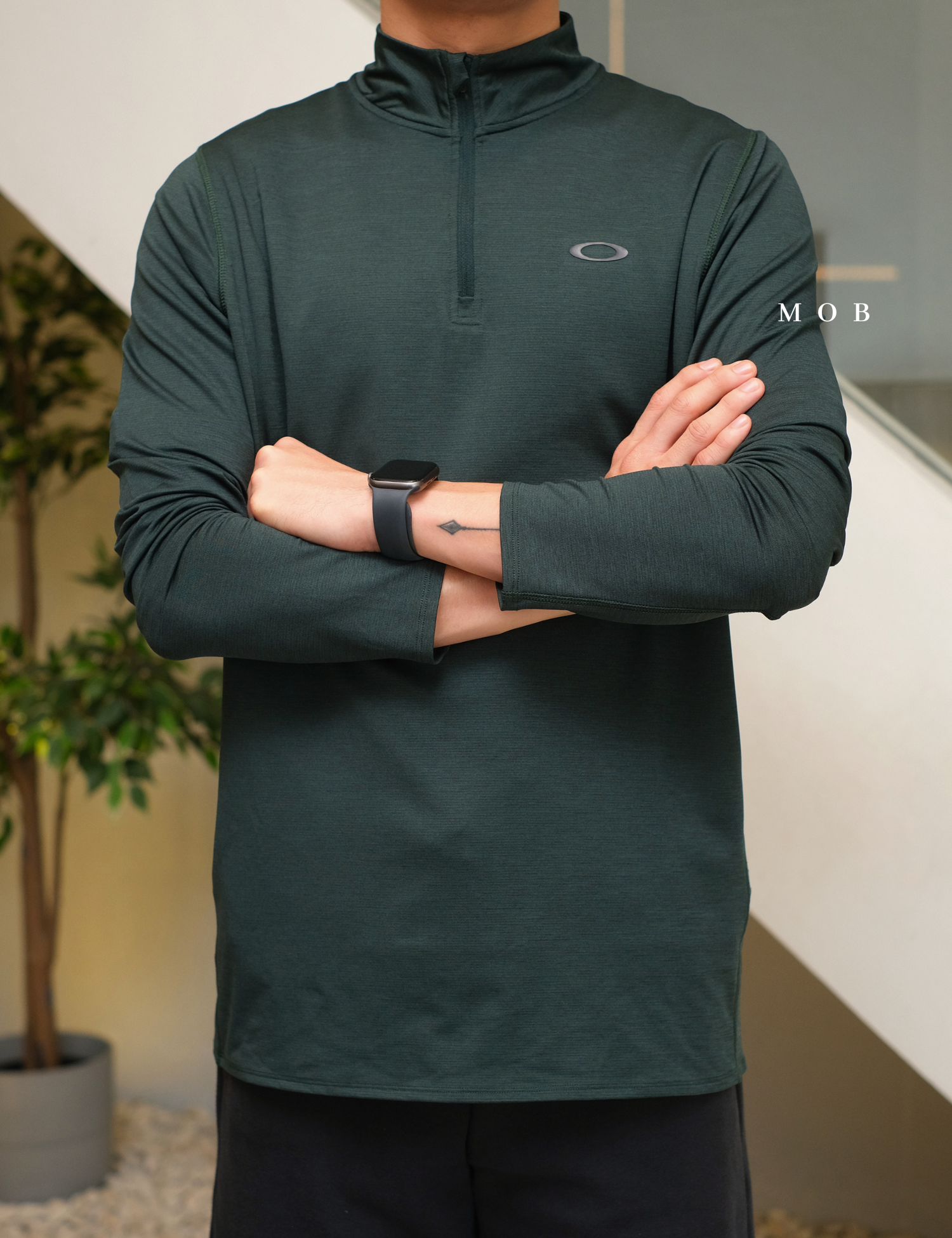 OAKJ04004 Oakley Gravity Range 1/4 Zipper Dark Green