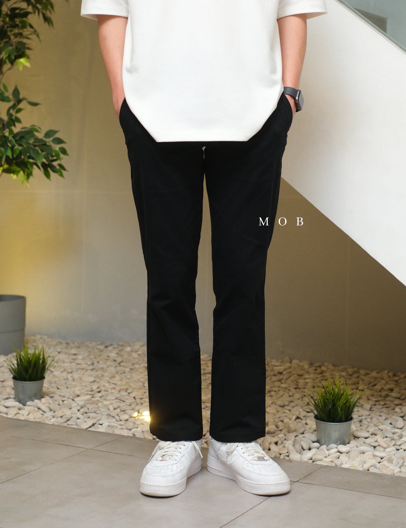 ONPT4203 Ultimate STRAIGHT Chinos Black (32 ONLY)