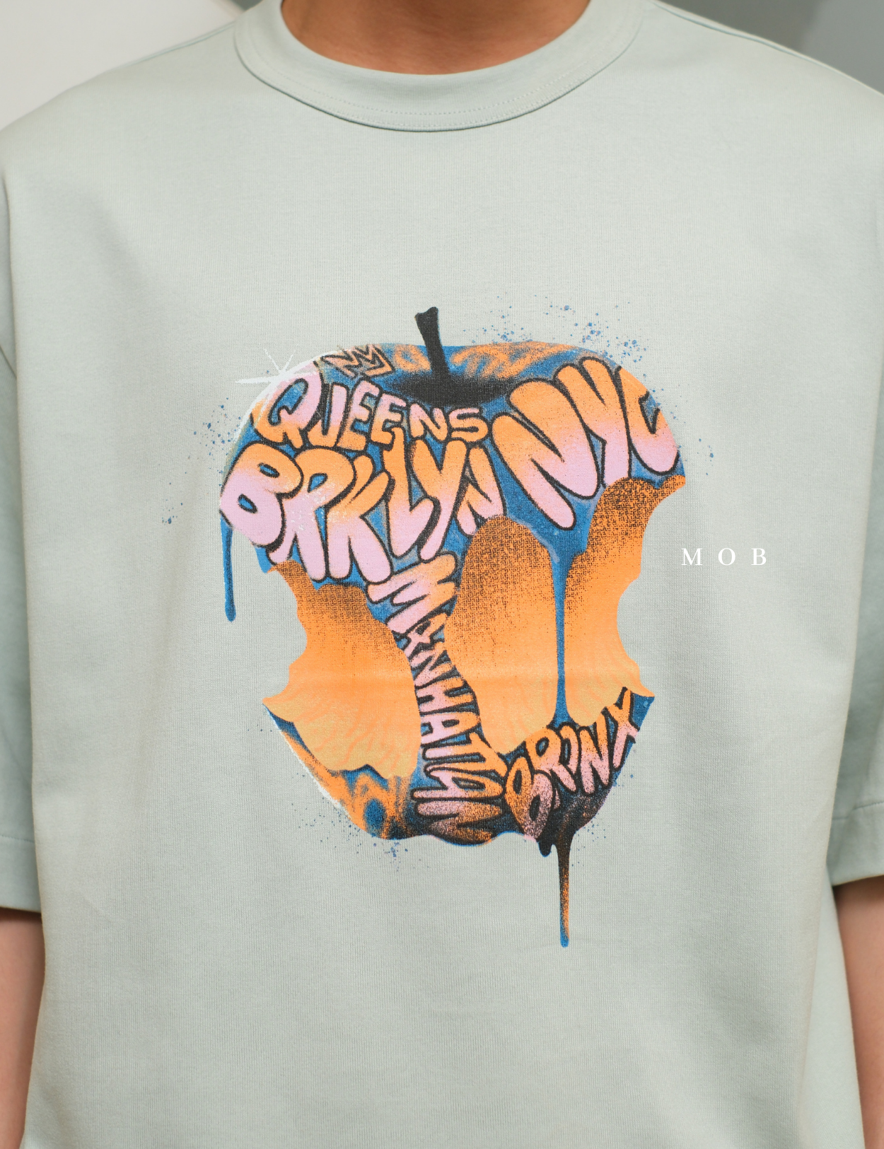 MODSST01012 Relaxed Queen Brooklyn NYC SS Tee Sage