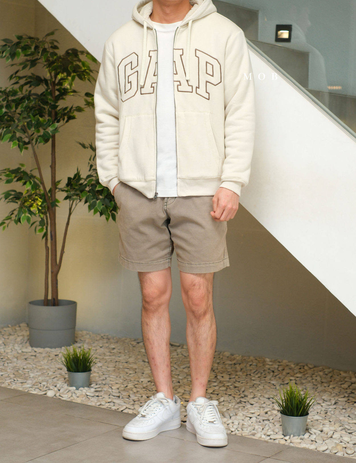 GPFZ03004 Relaxed Logo Sherpa Full Zip Hoodie Beige