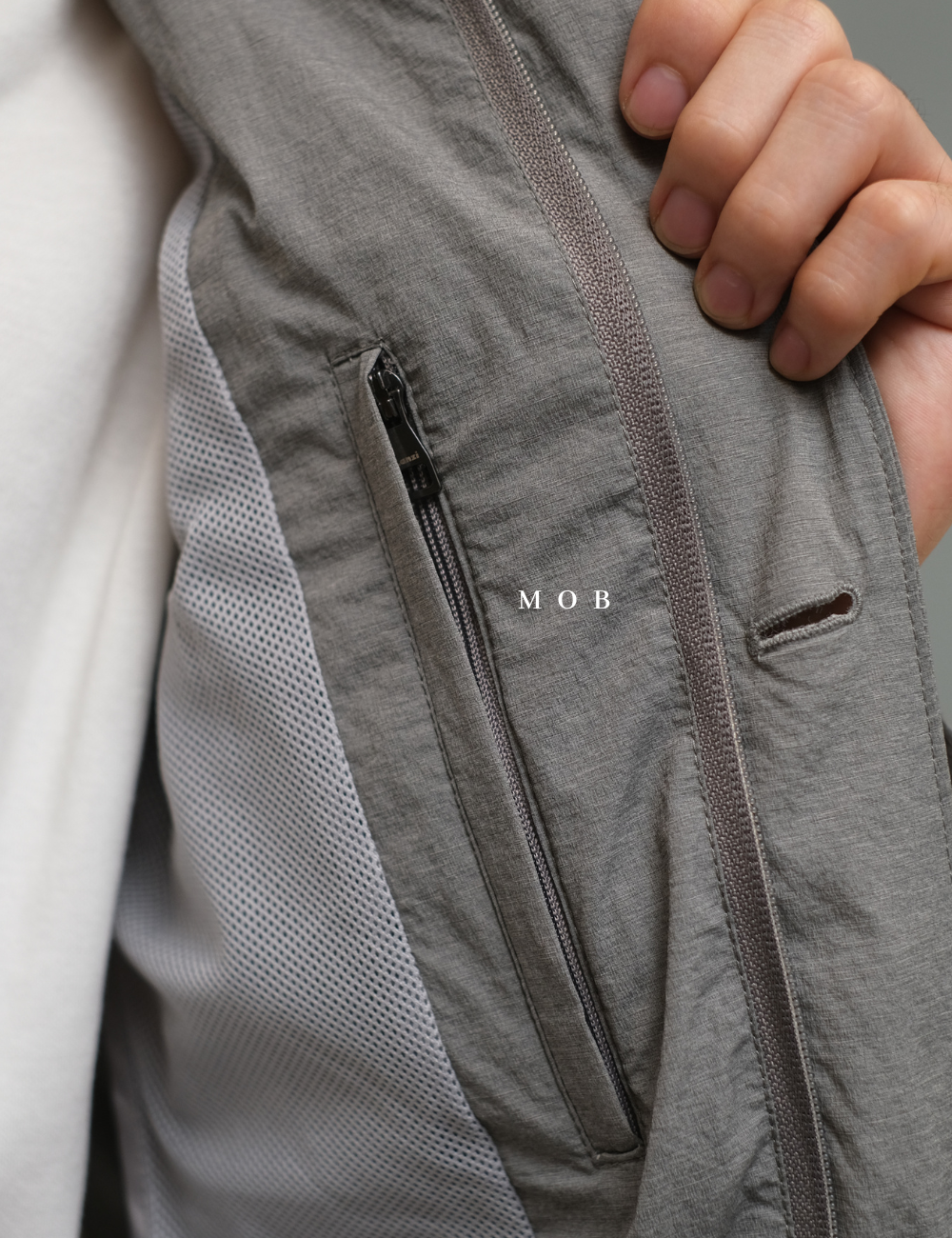LZJ01001C Lightweight Hybrid Jacket Grey