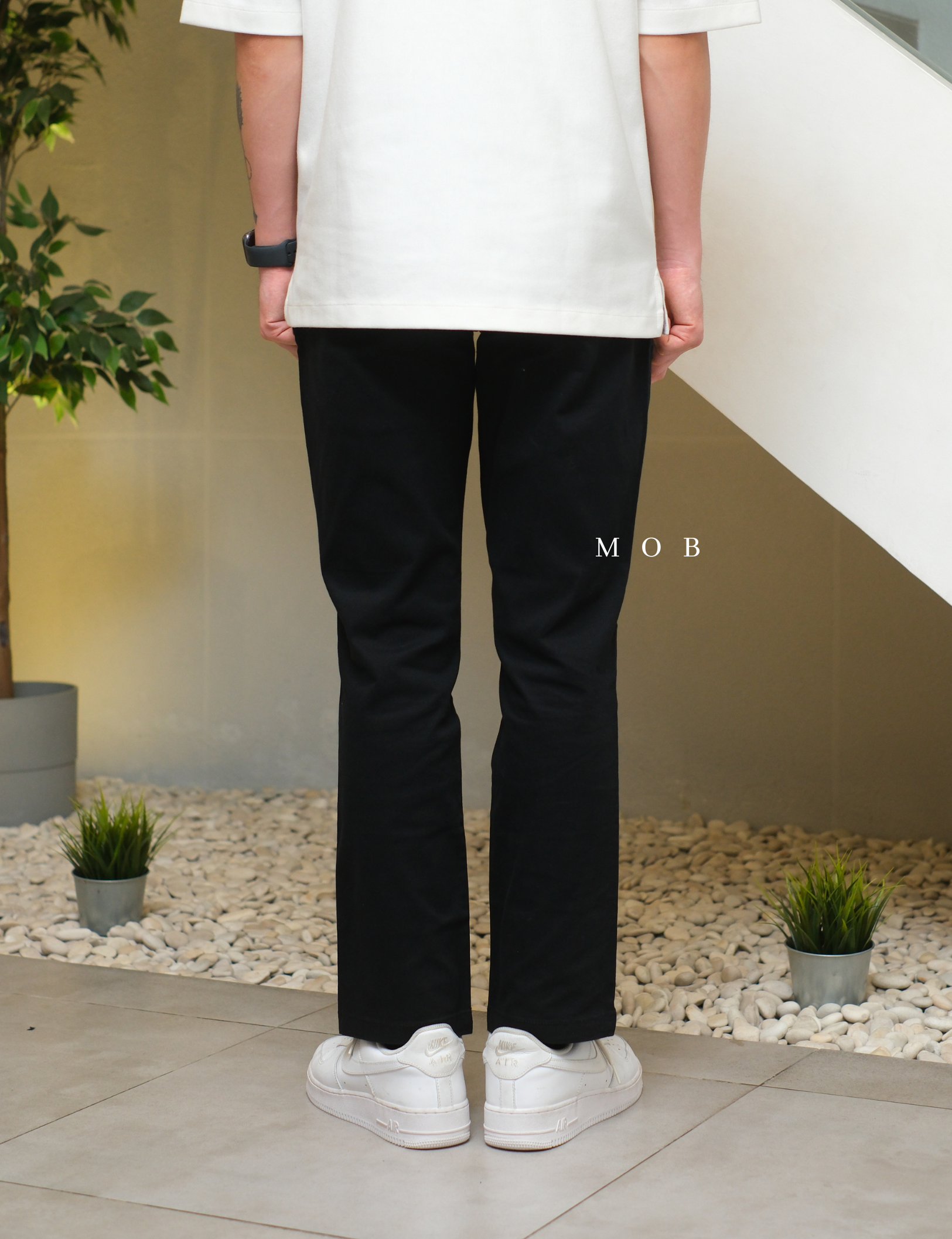 ONPT4203 Ultimate STRAIGHT Chinos Black (32 ONLY)