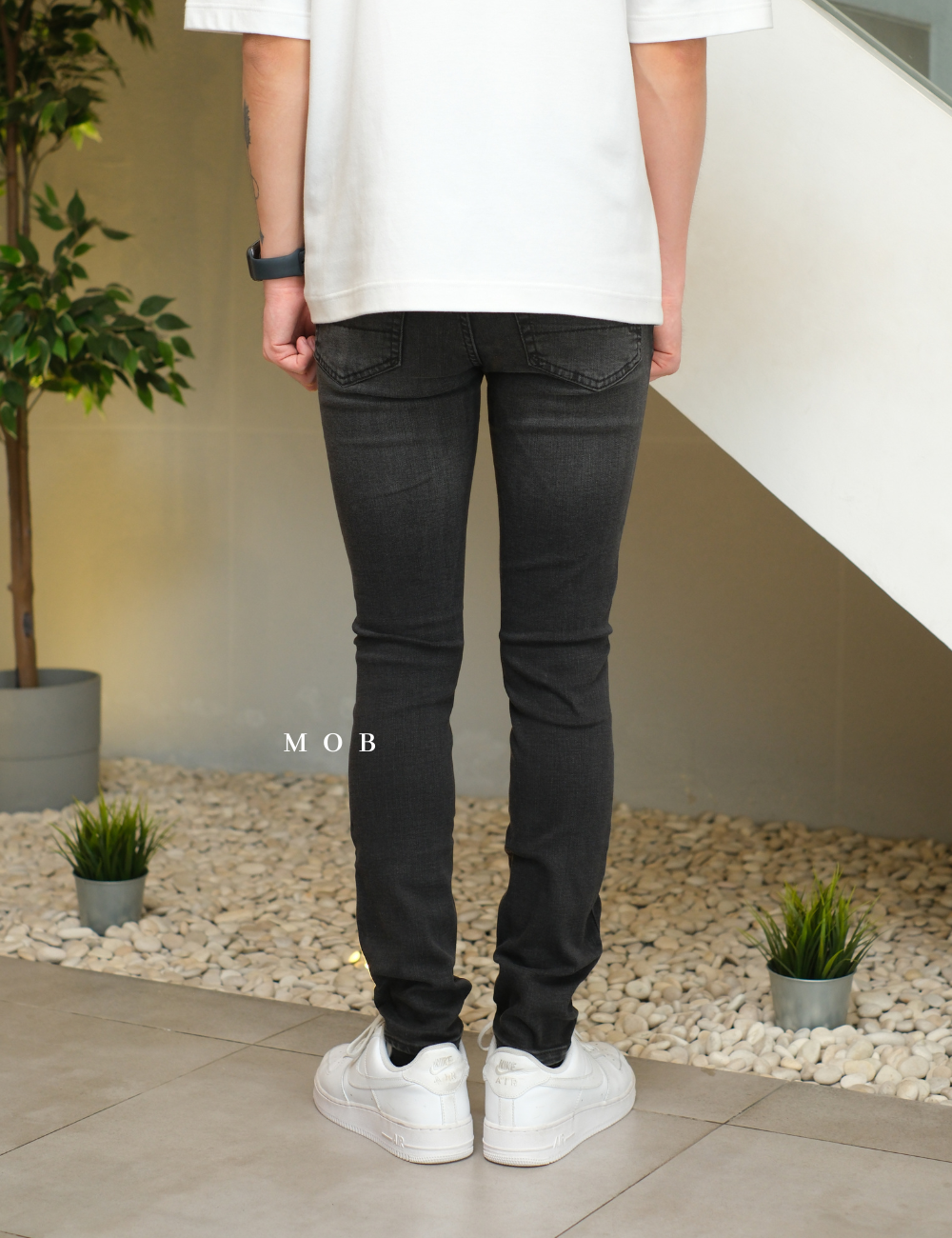 ARPT1301 Super Skinny Premium Ripped Jeans Black Wash