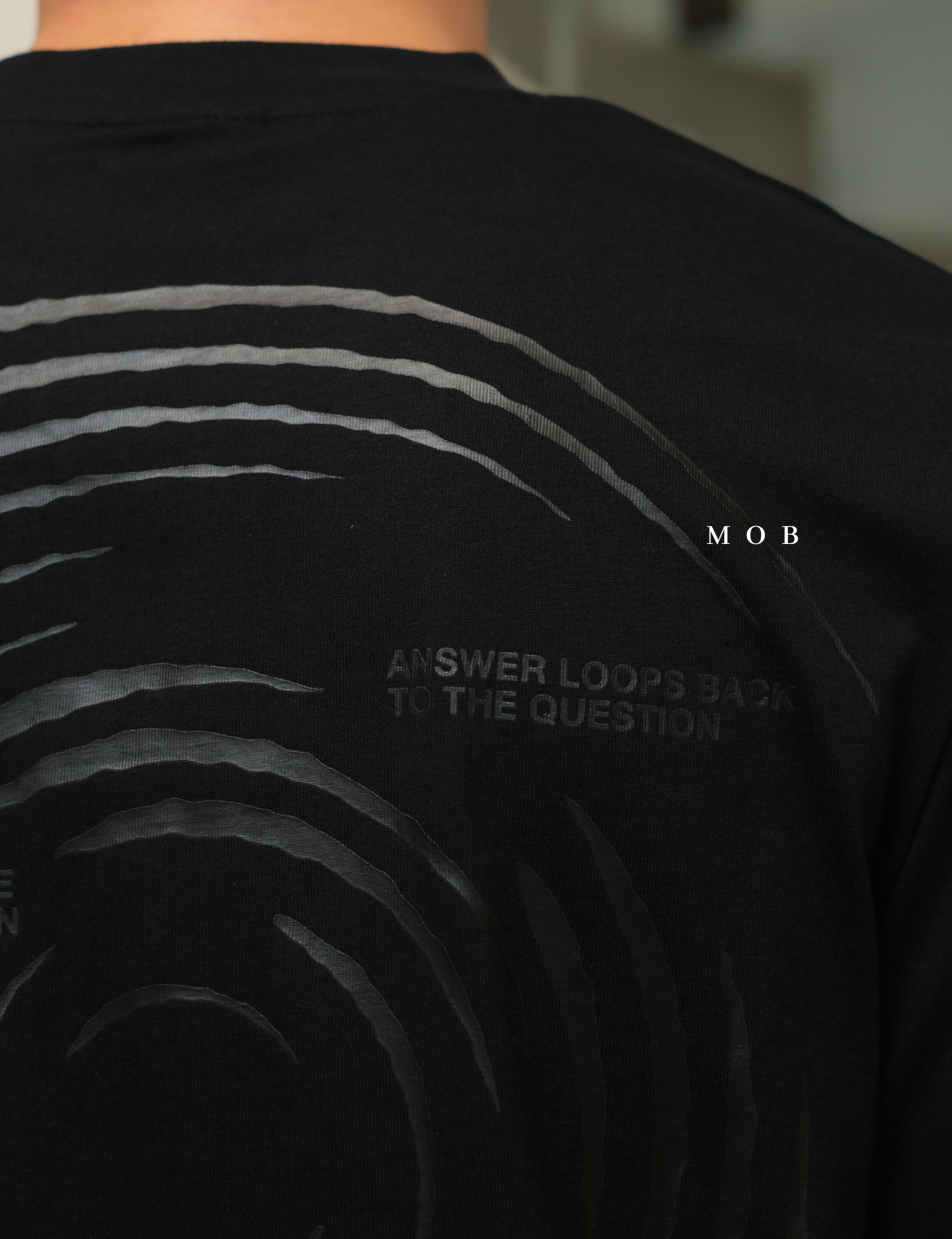 ARK01SST055 Recursion T-shirt Obsidian Black