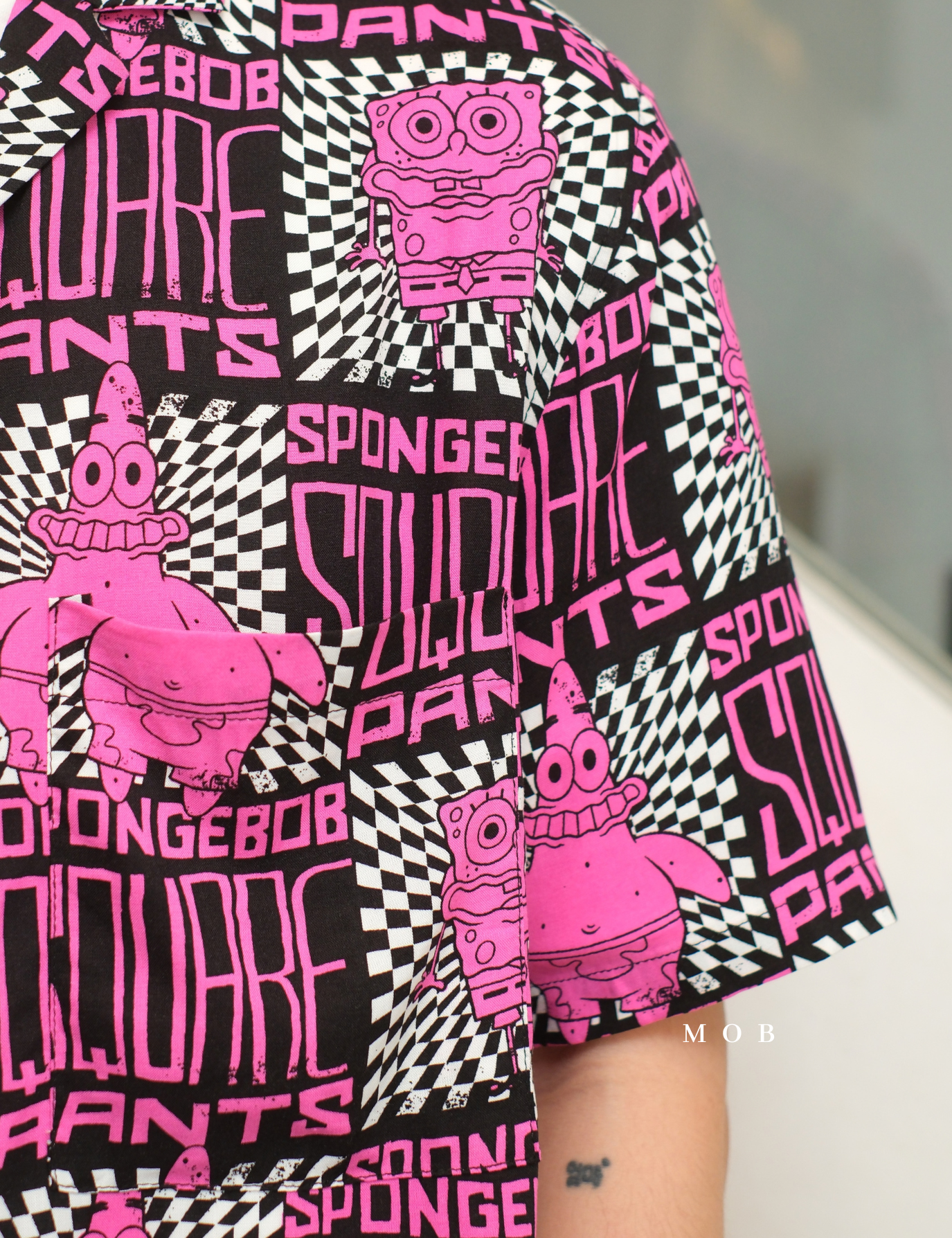 HMSSS03001 Printed Resort SS Shirt Bright Pink SpongeBob
