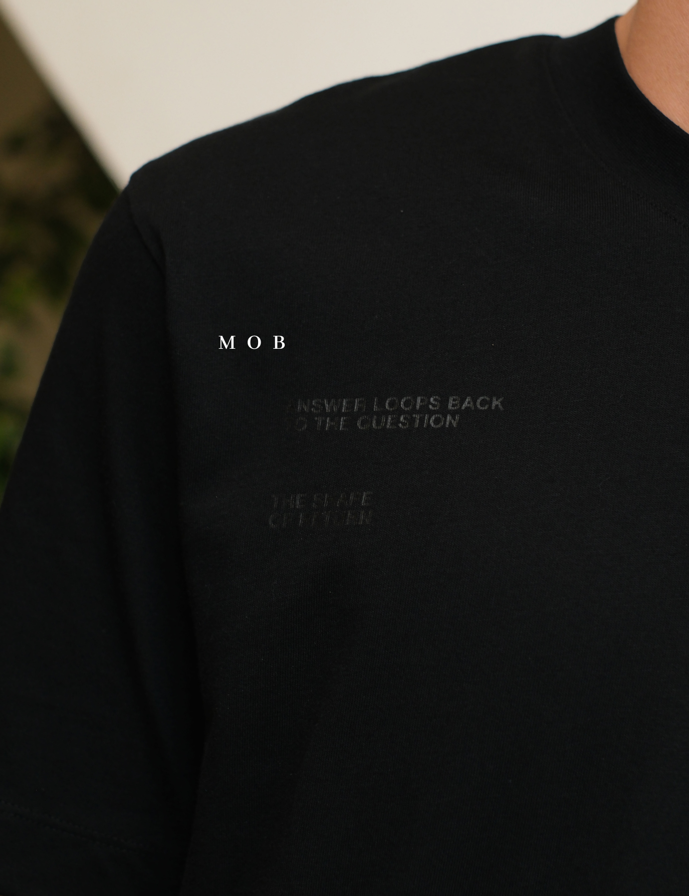 ARK01SST055 Recursion T-shirt Obsidian Black