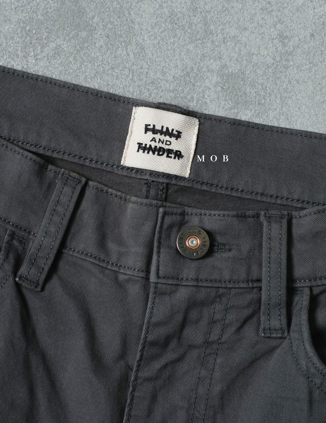 F&TPT04001 365 Straight Fit Pants Asphalt Grey