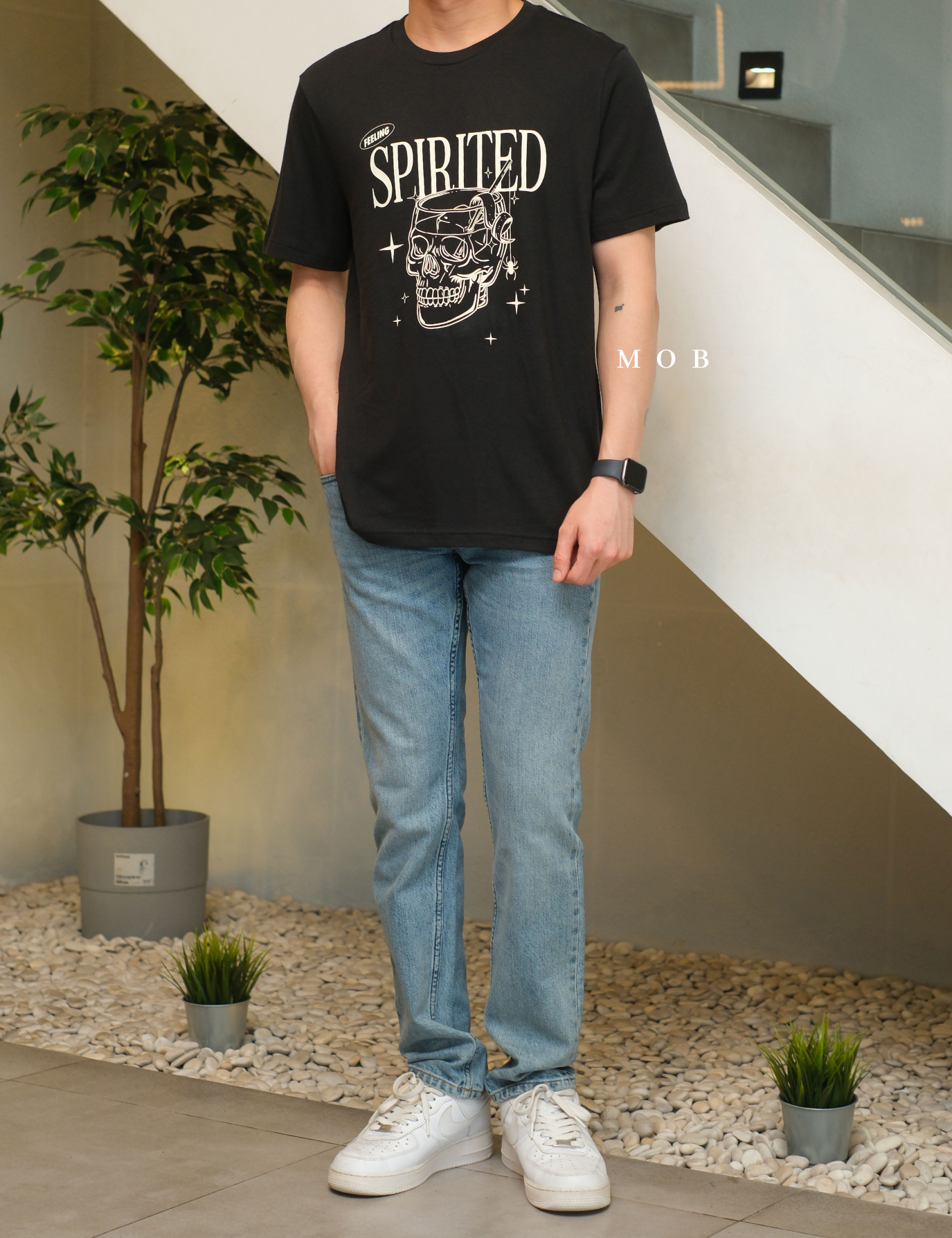 ONV01SST003-002 Halloween Spirited SS Tee Black Spark