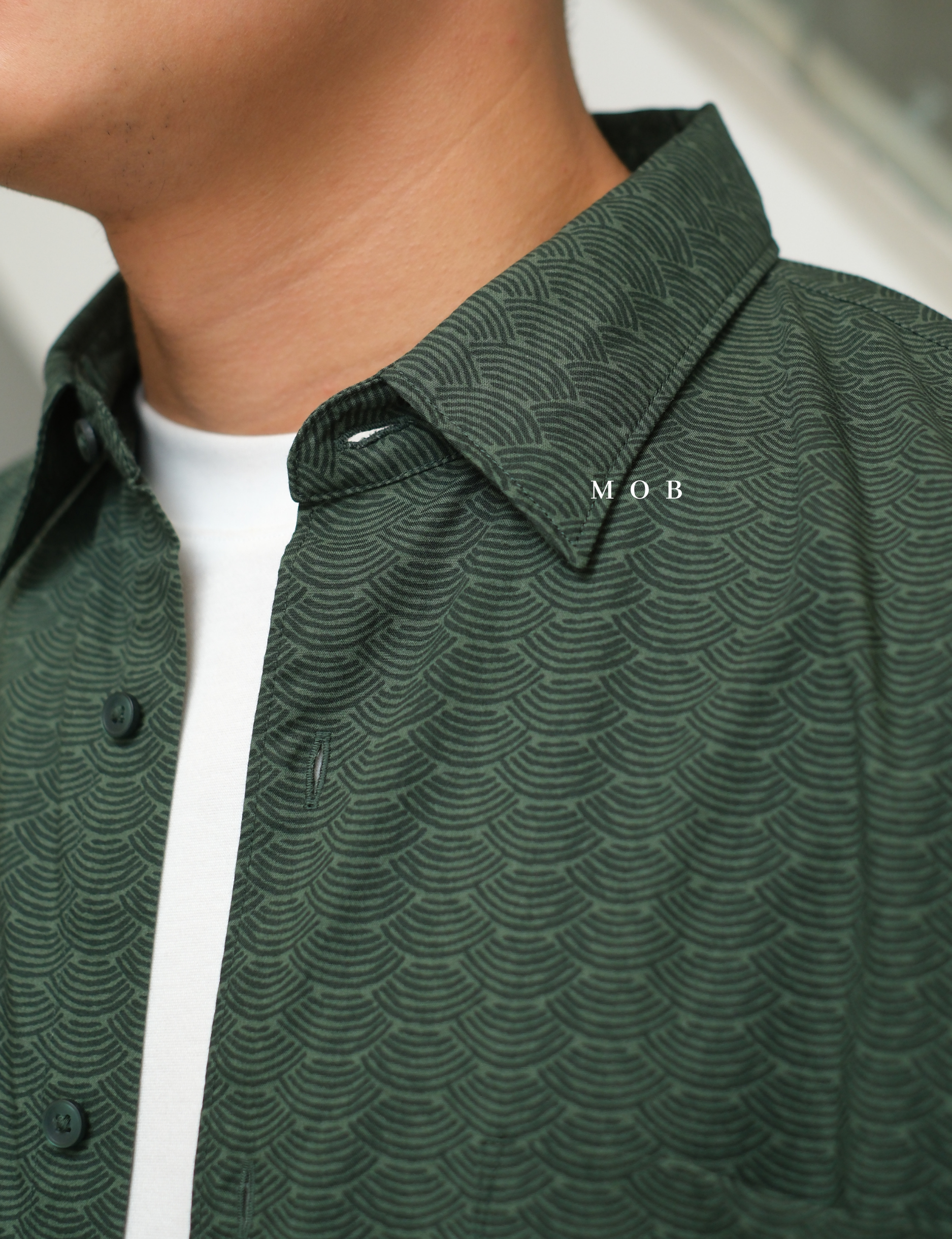 UNQSSS05005 Batik SS Shirt Olive Pattern