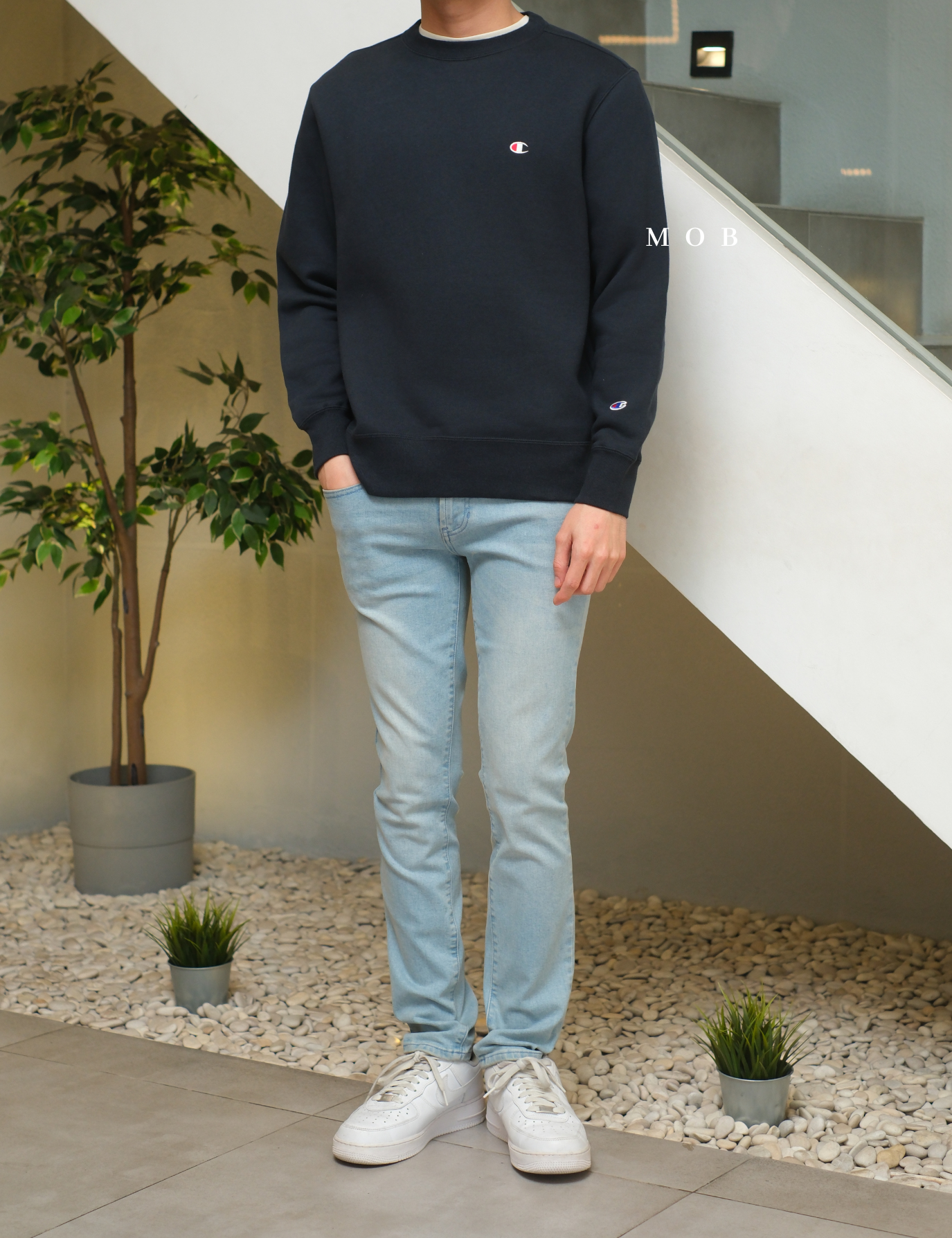 CHMPSW1201C C Small Logo Sweatshirt Midnight Navy
