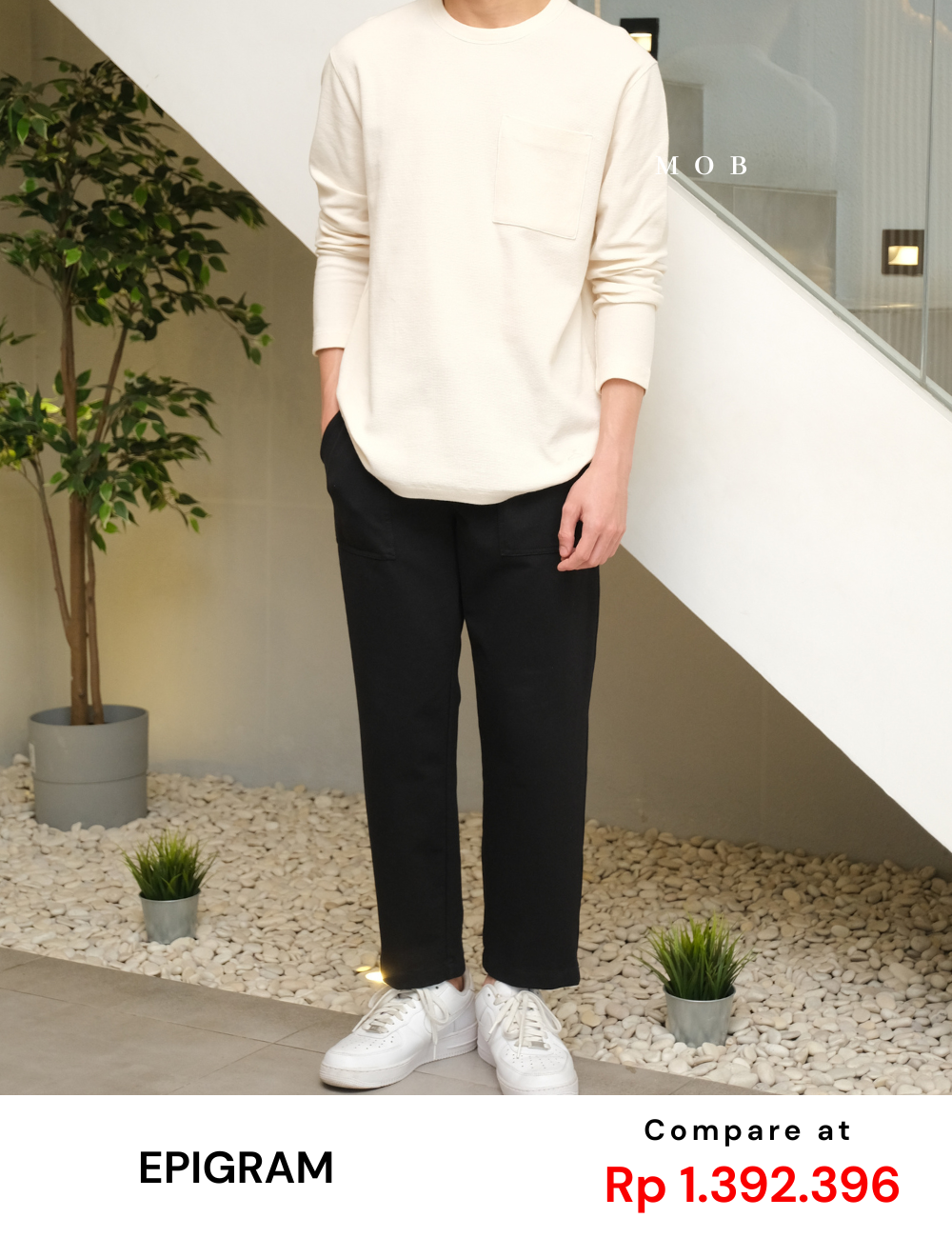 EGLST01002A Texture With Pocket  LS Tee Light Beige 