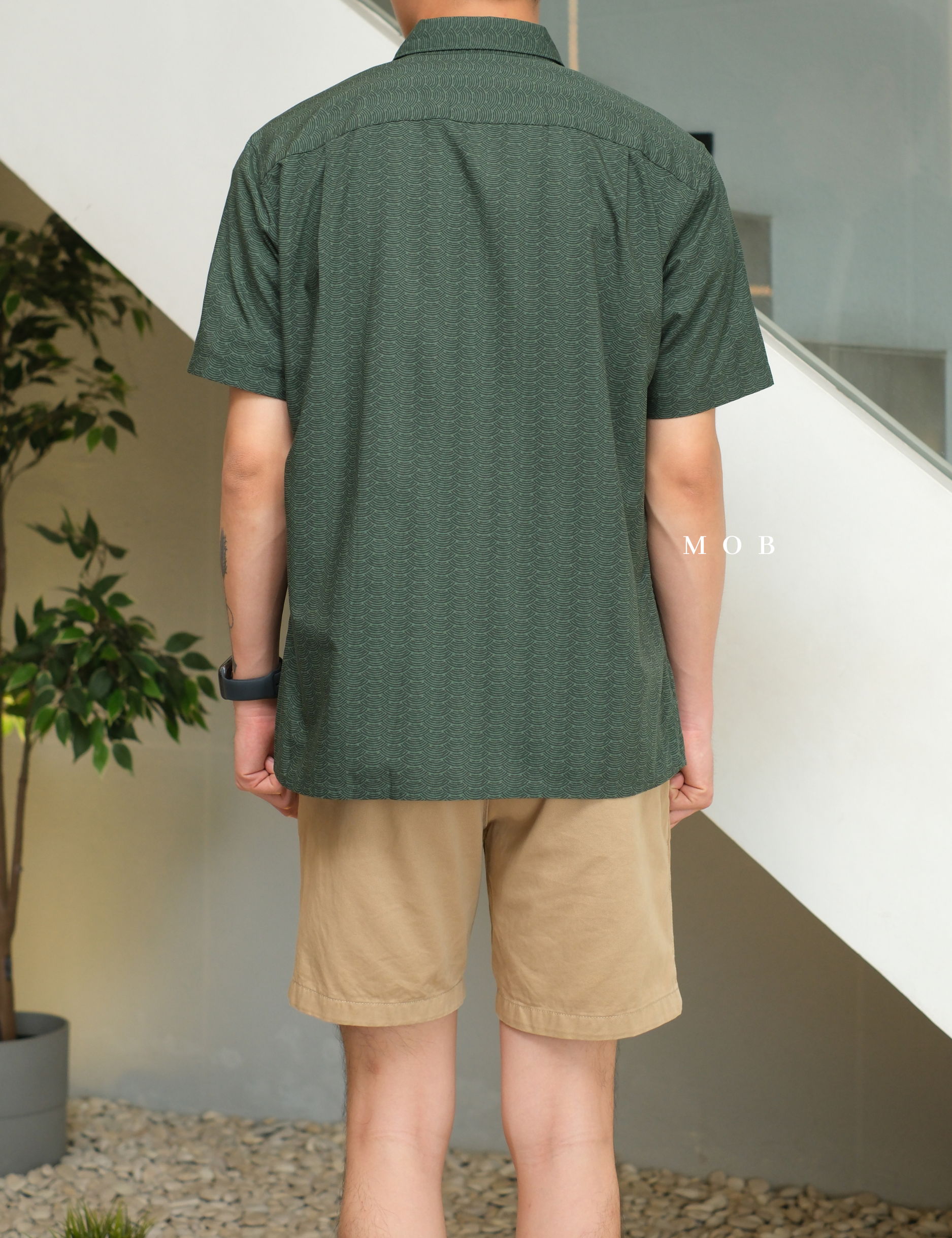 UNQSSS05005 Batik SS Shirt Olive Pattern