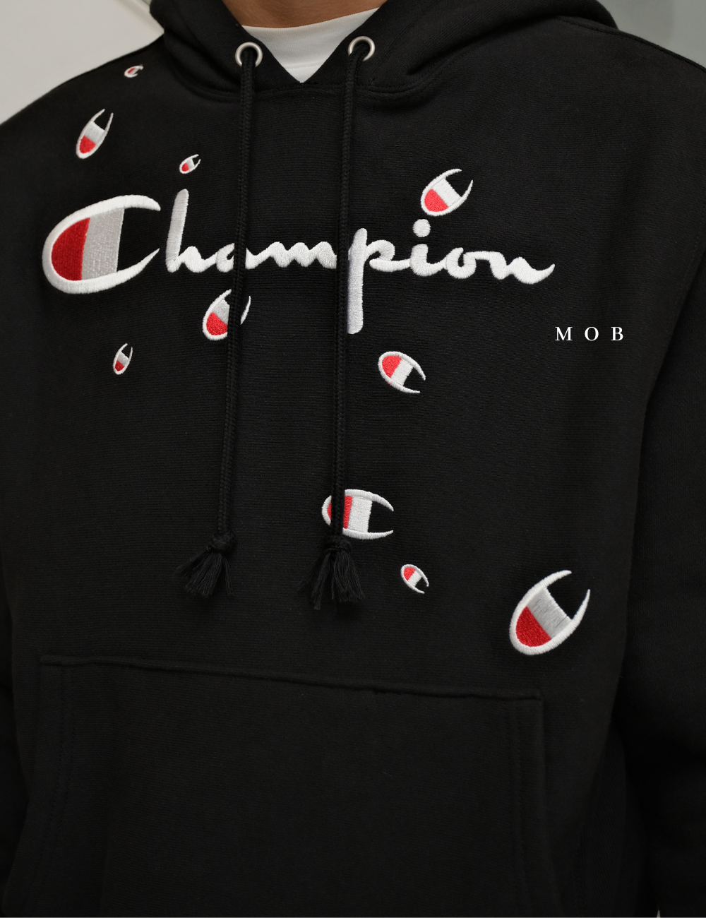 CHMPHOD1711 Reverse Weave Fall Logo Hoodie Black